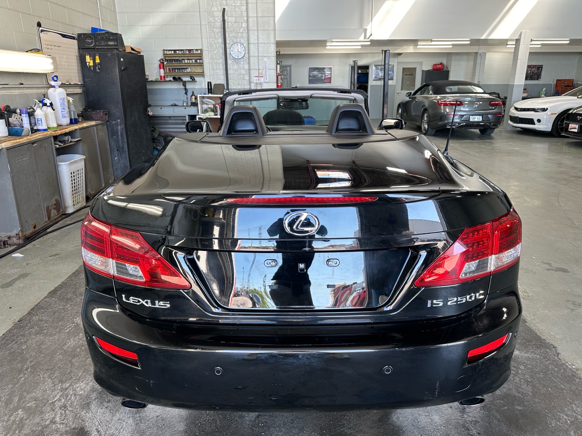 /houseofcars/2010-Lexus-IS250C-3345076841226817.jpg