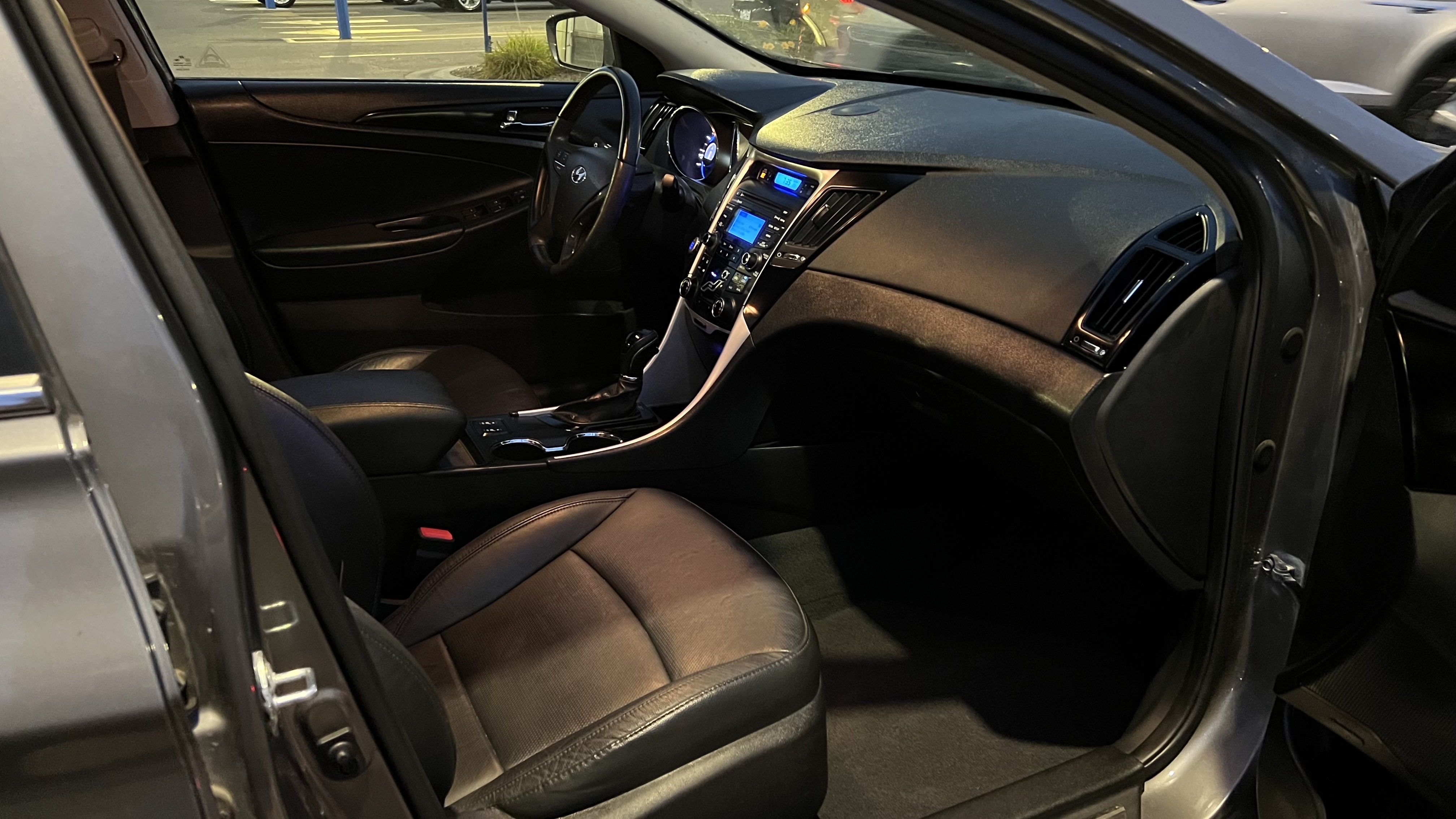 /houseofcars/2012-Hyundai-Sonata-698176186894641.jpg