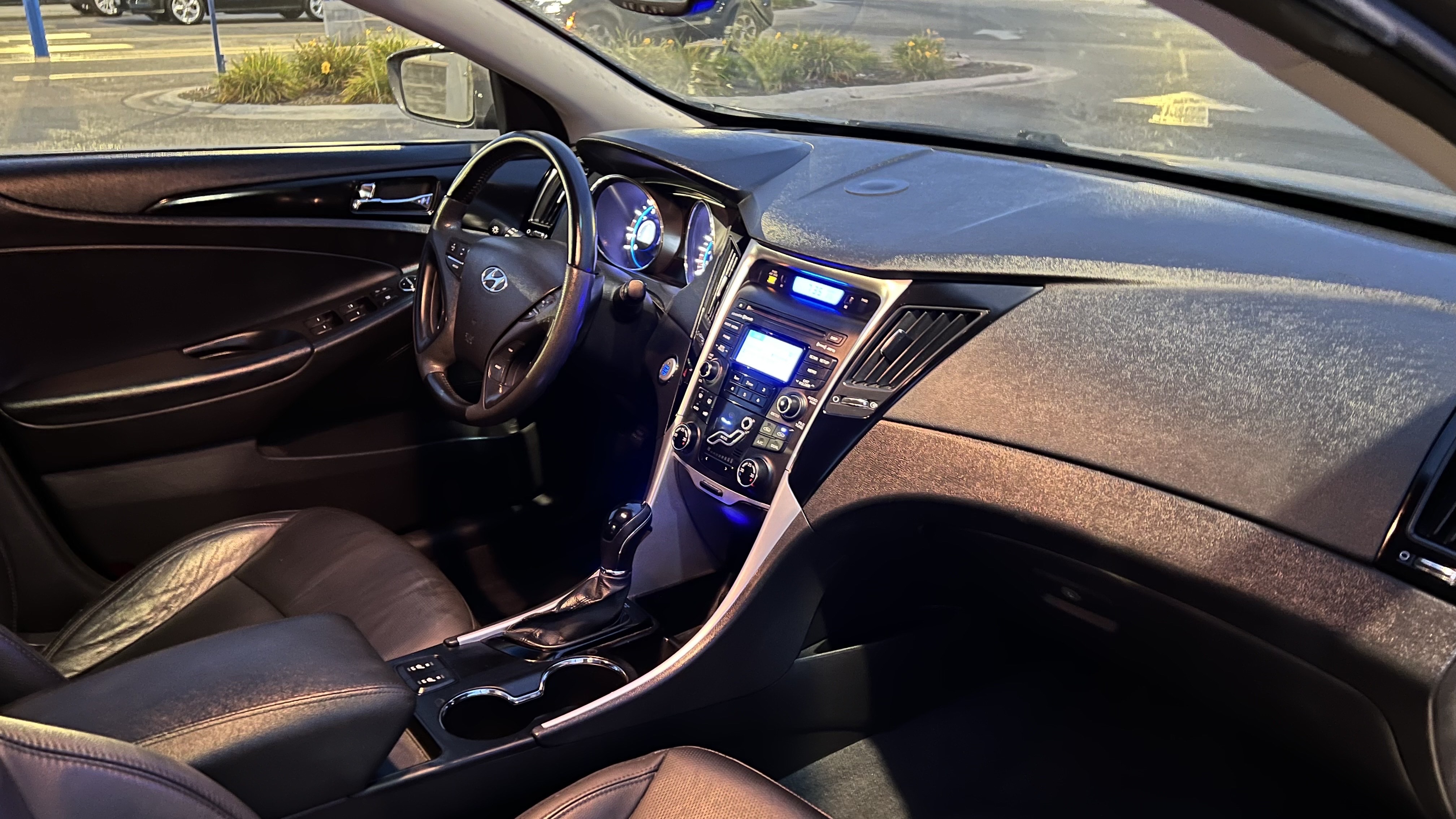 /houseofcars/2012-Hyundai-Sonata-9563265797794442.jpg