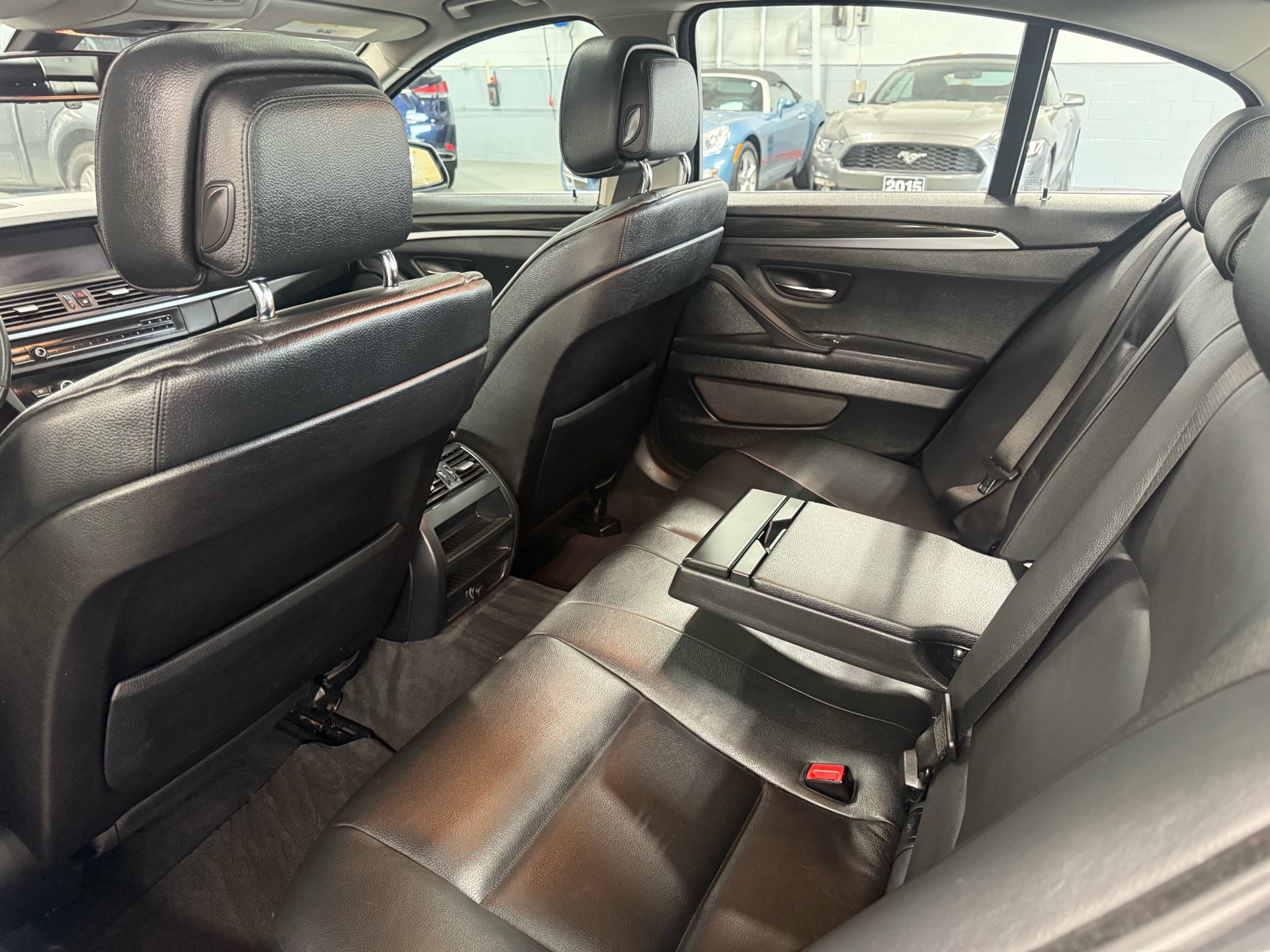 /houseofcars/2013-BMW-5Series-1601087867245794.jpg