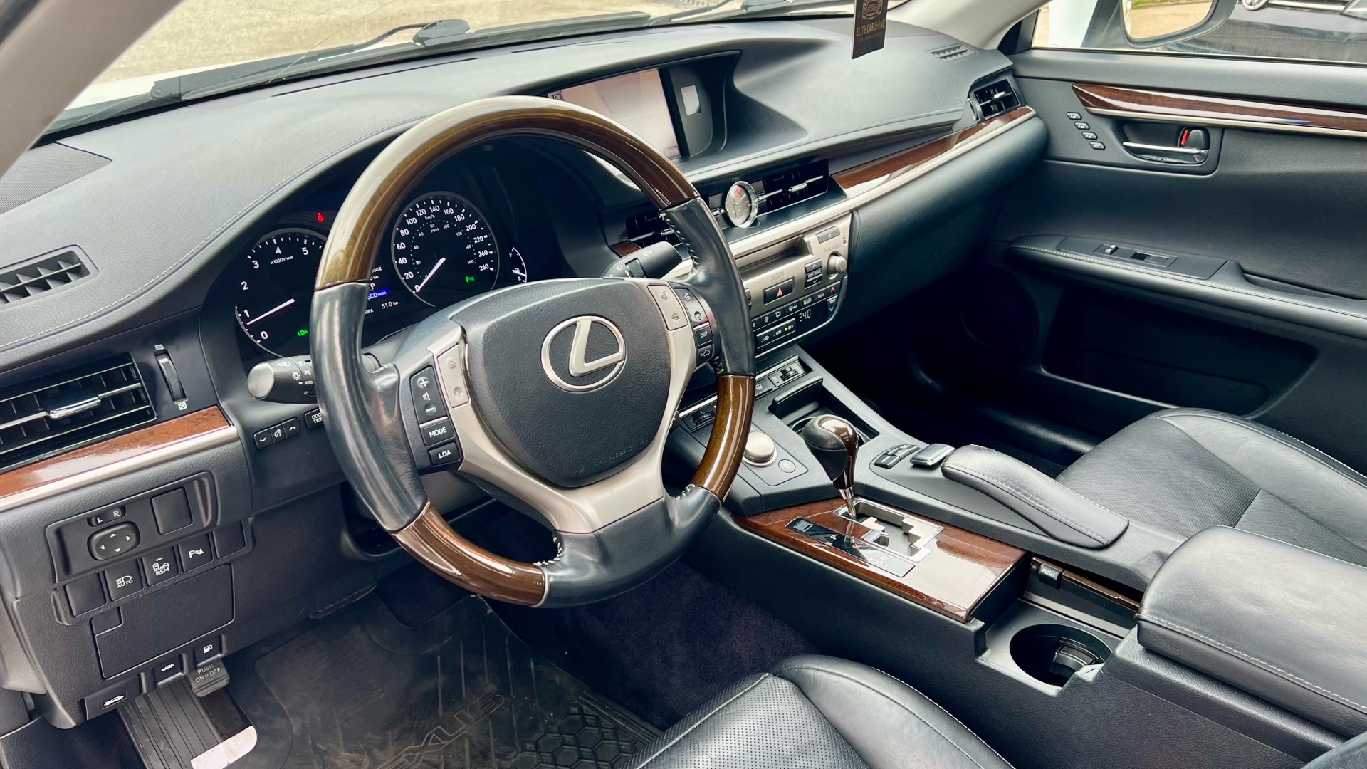 /houseofcars/2013-Lexus-ES350-28668667642183054.jpg