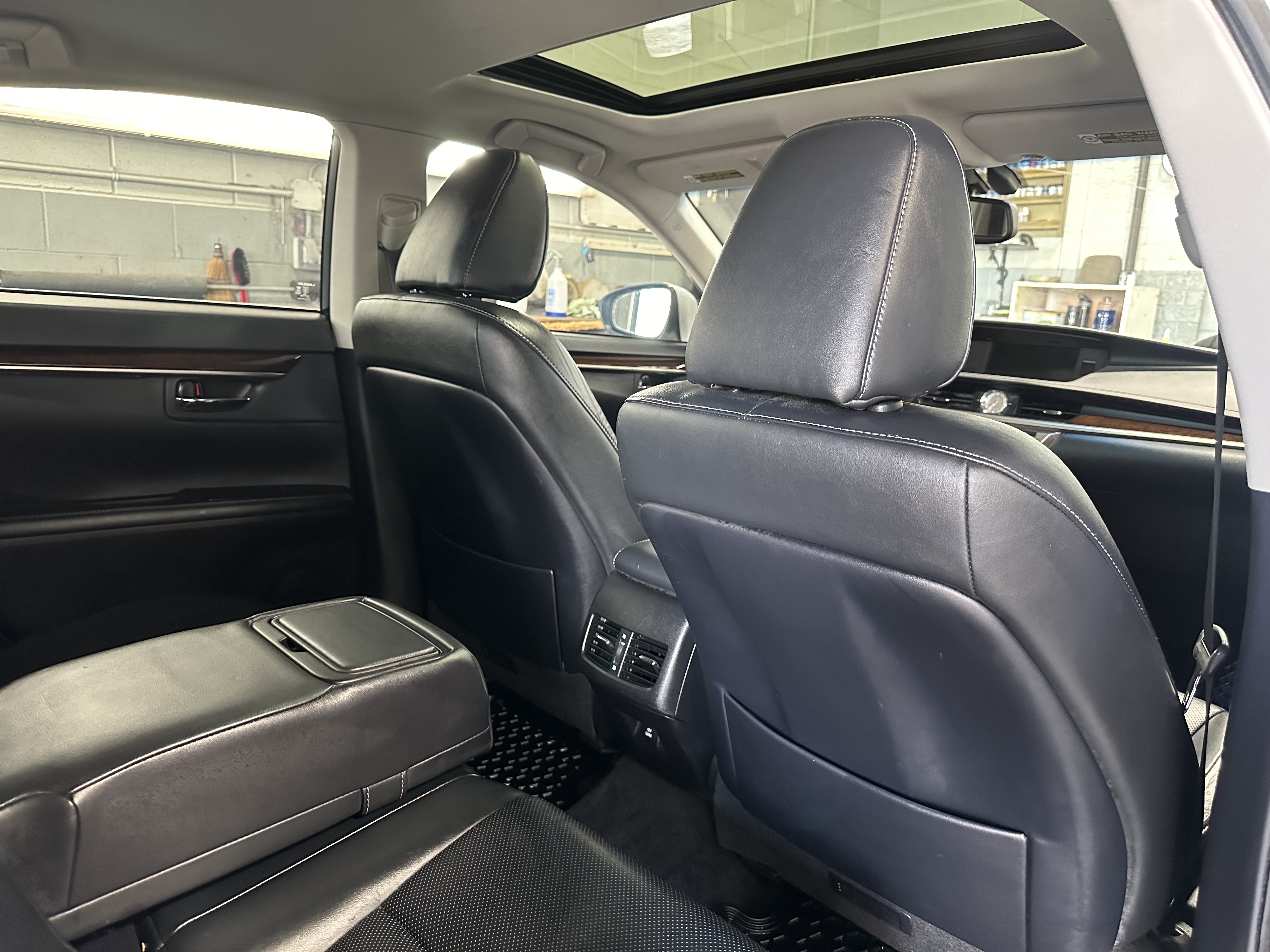 /houseofcars/2013-Lexus-ES350-411391967669569.jpg