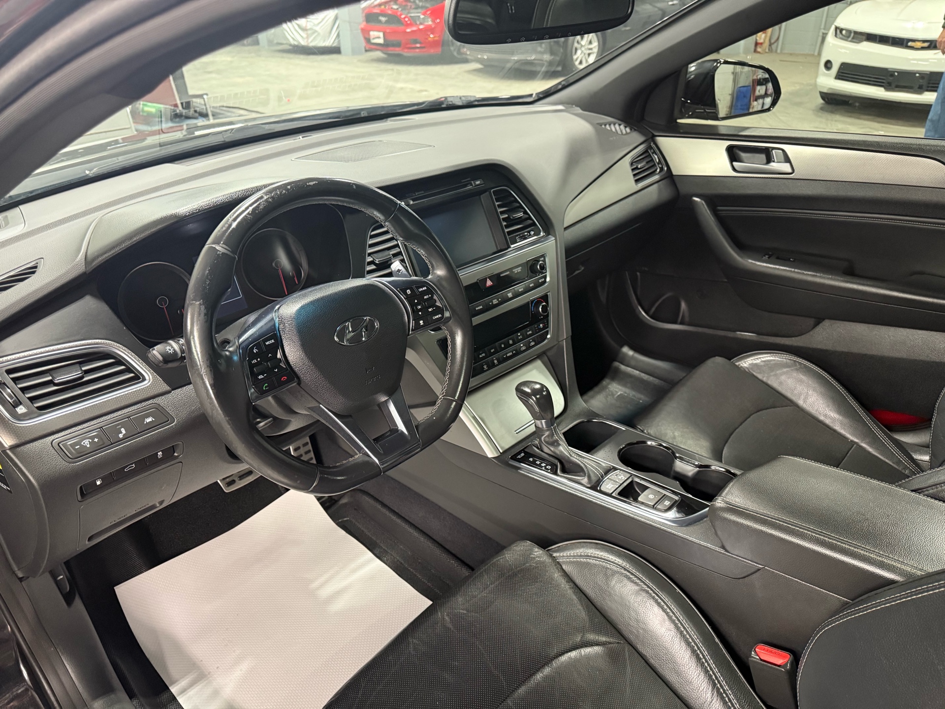 /houseofcars/2015-Hyundai-Sonata-18920416564368714.jpg