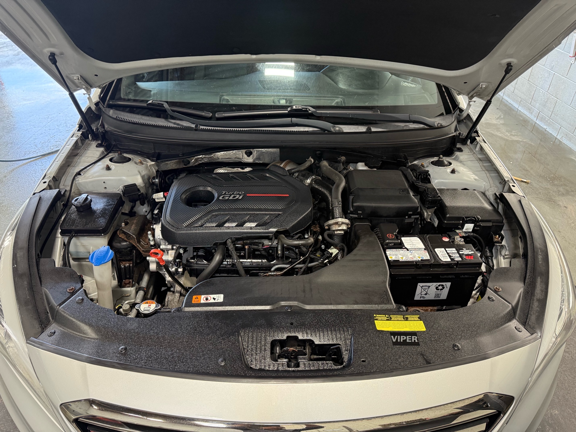 /houseofcars/2015-Hyundai-Sonata-500205018502506.jpg