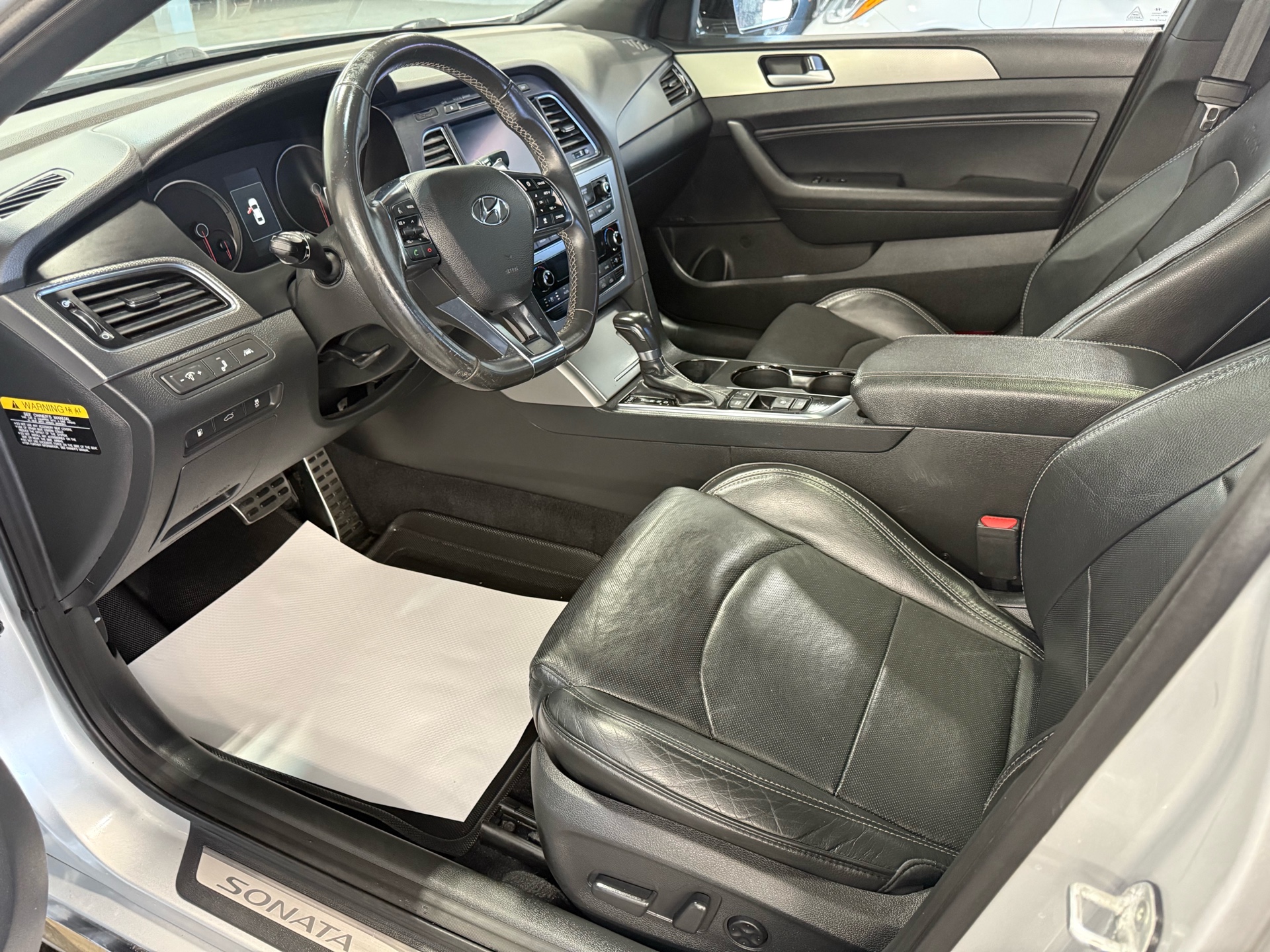 /houseofcars/2015-Hyundai-Sonata-6841326262152749.jpg