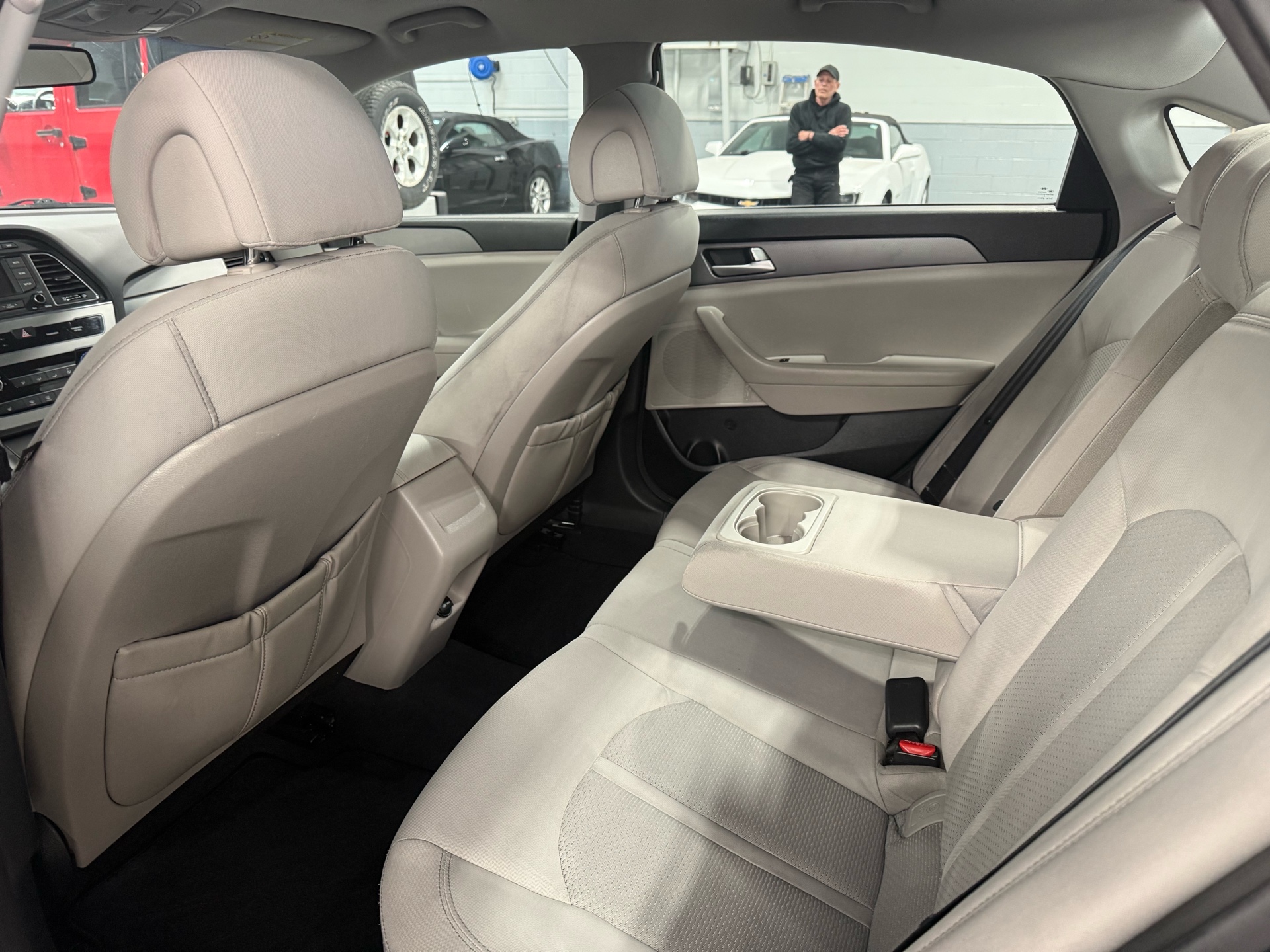 /houseofcars/2015-Hyundai-Sonata-9162504952959882.jpg