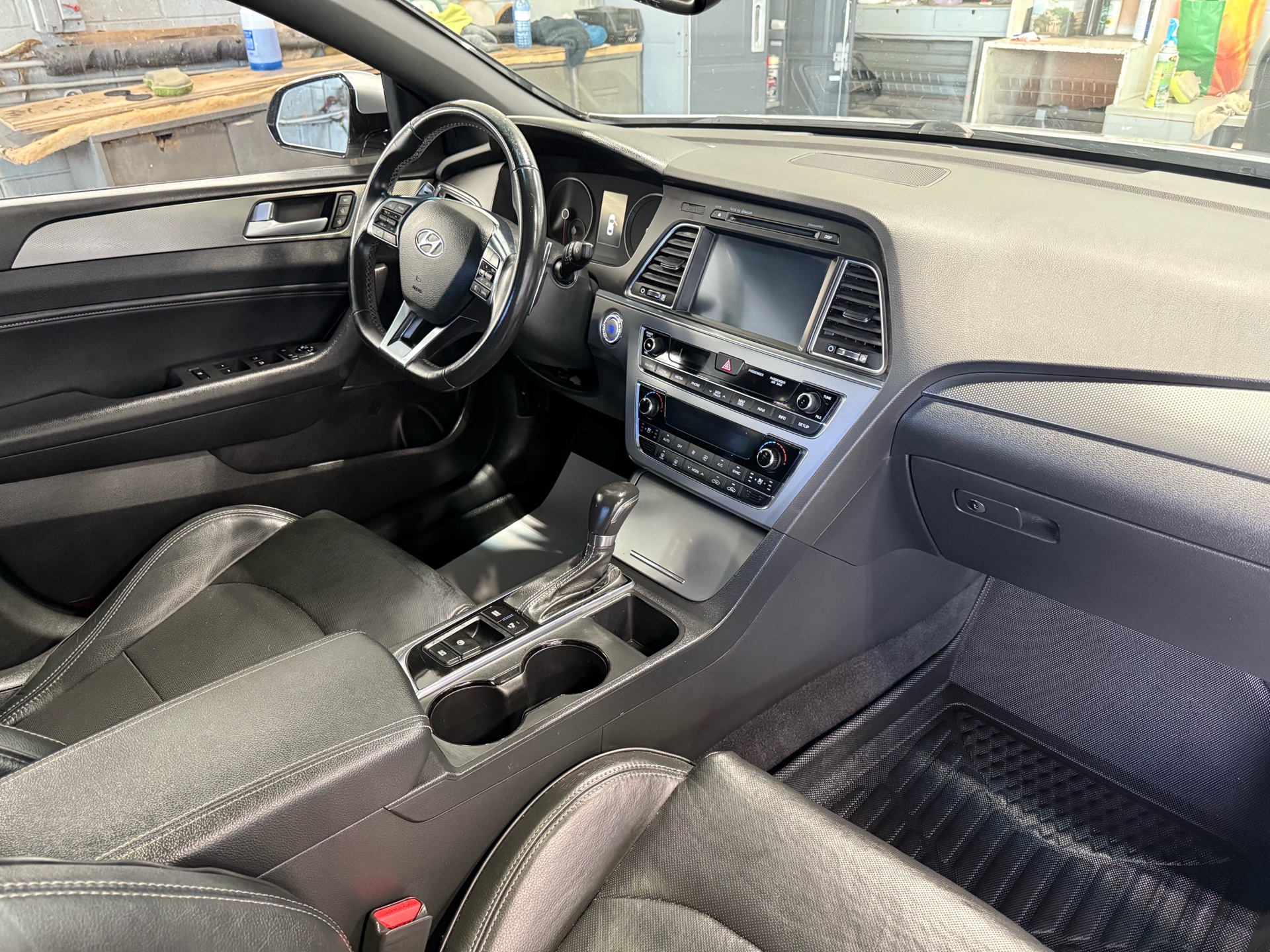 /houseofcars/2015-Hyundai-Sonata-9294064788967049.jpg