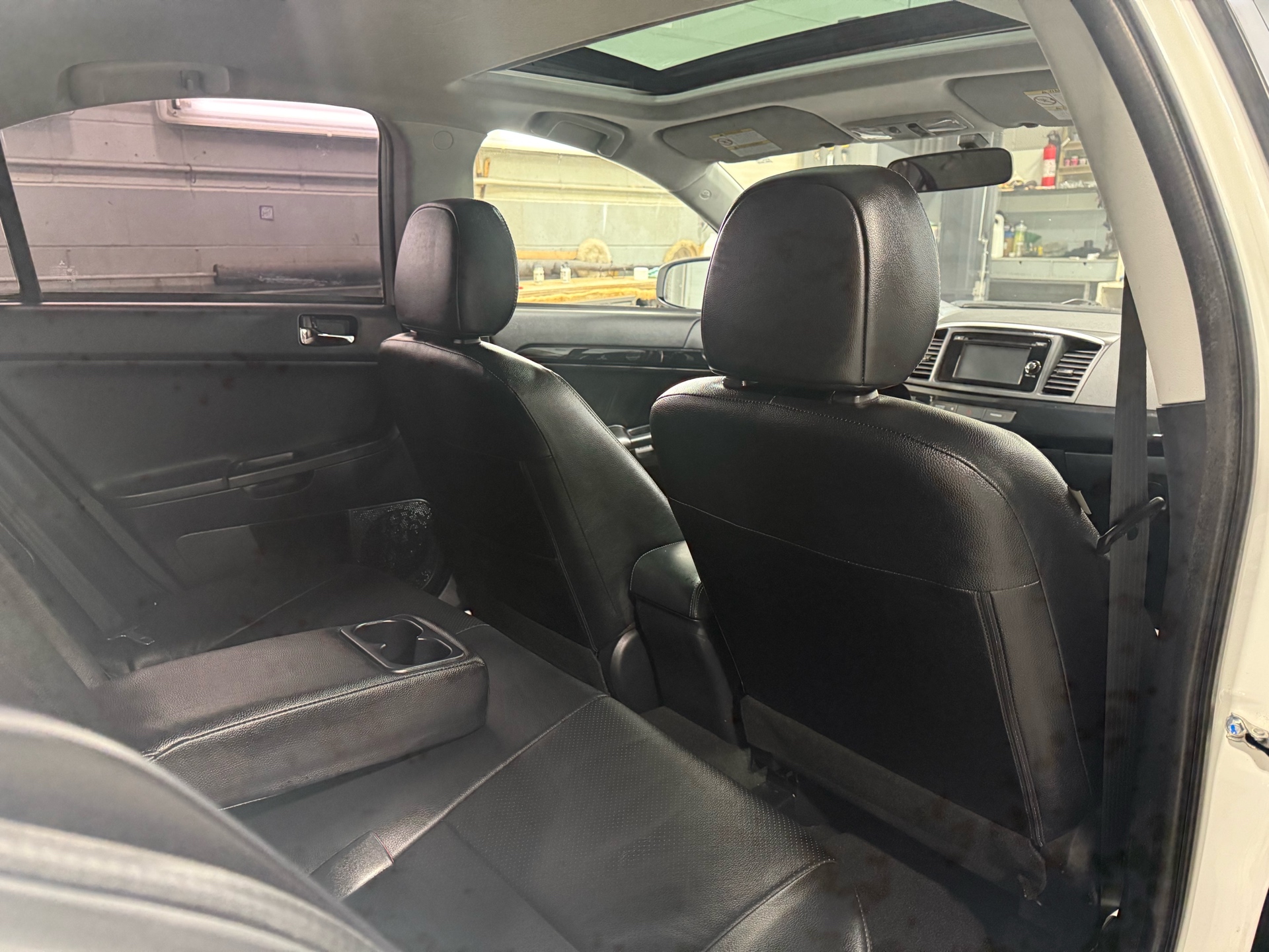 /houseofcars/2015-Mitsubishi-LancerSportback-017066302852710713.jpg