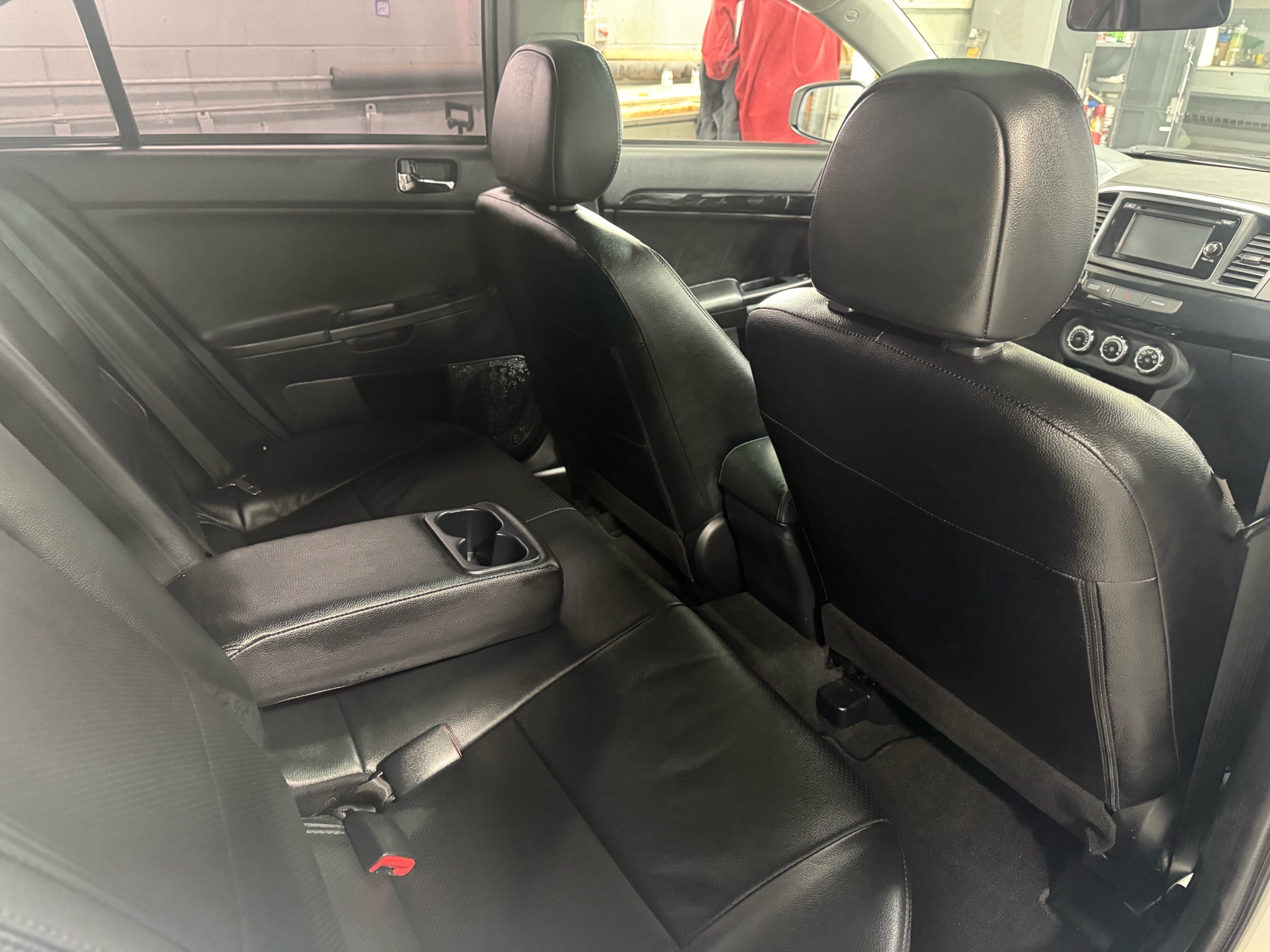 /houseofcars/2015-Mitsubishi-LancerSportback-3671758399376659.jpg