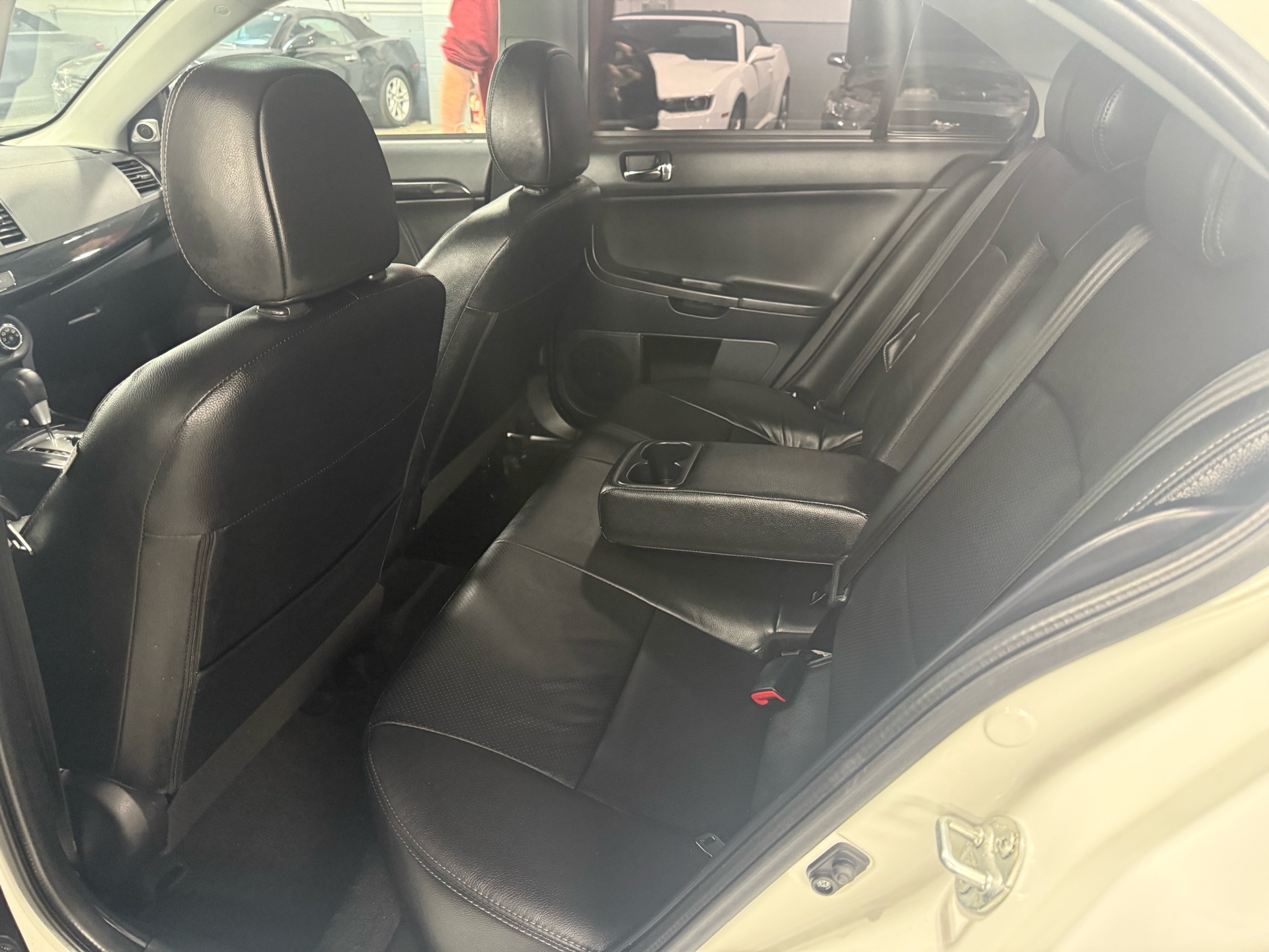 /houseofcars/2015-Mitsubishi-LancerSportback-6333522110876397.jpg