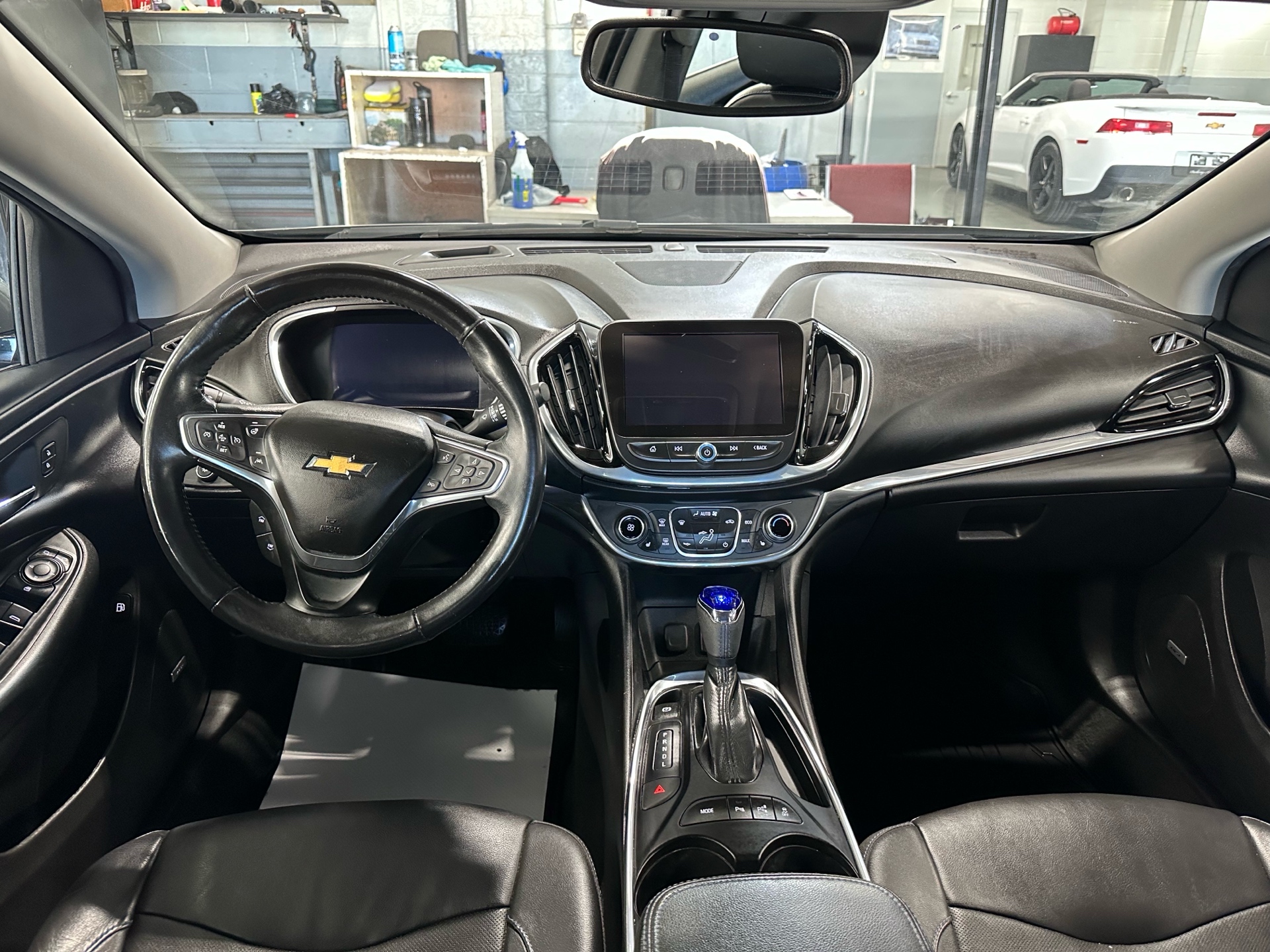 /houseofcars/2016-Chevrolet-Volt-0768257578889211.jpg