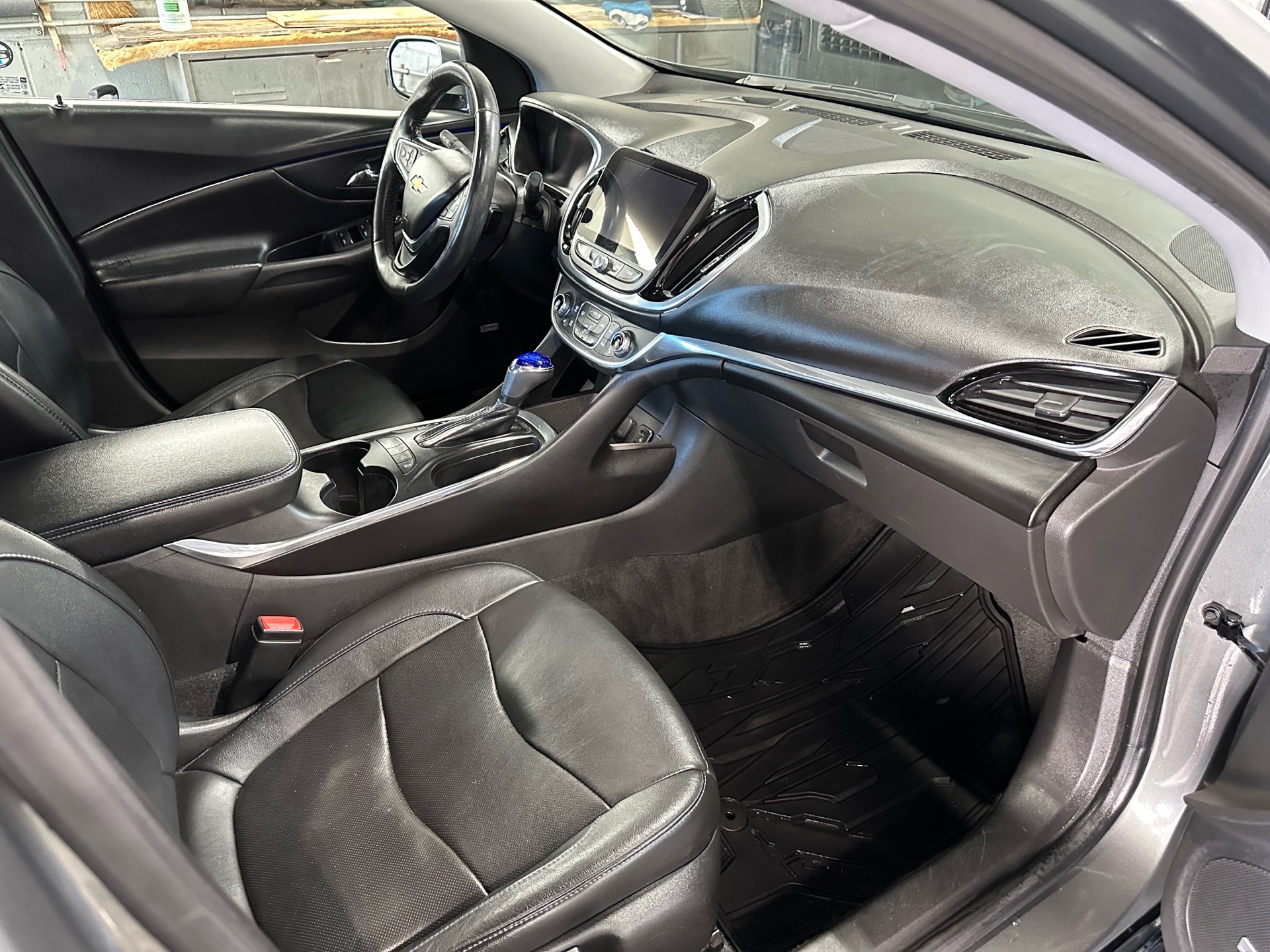/houseofcars/2016-Chevrolet-Volt-7204357916892121.jpg