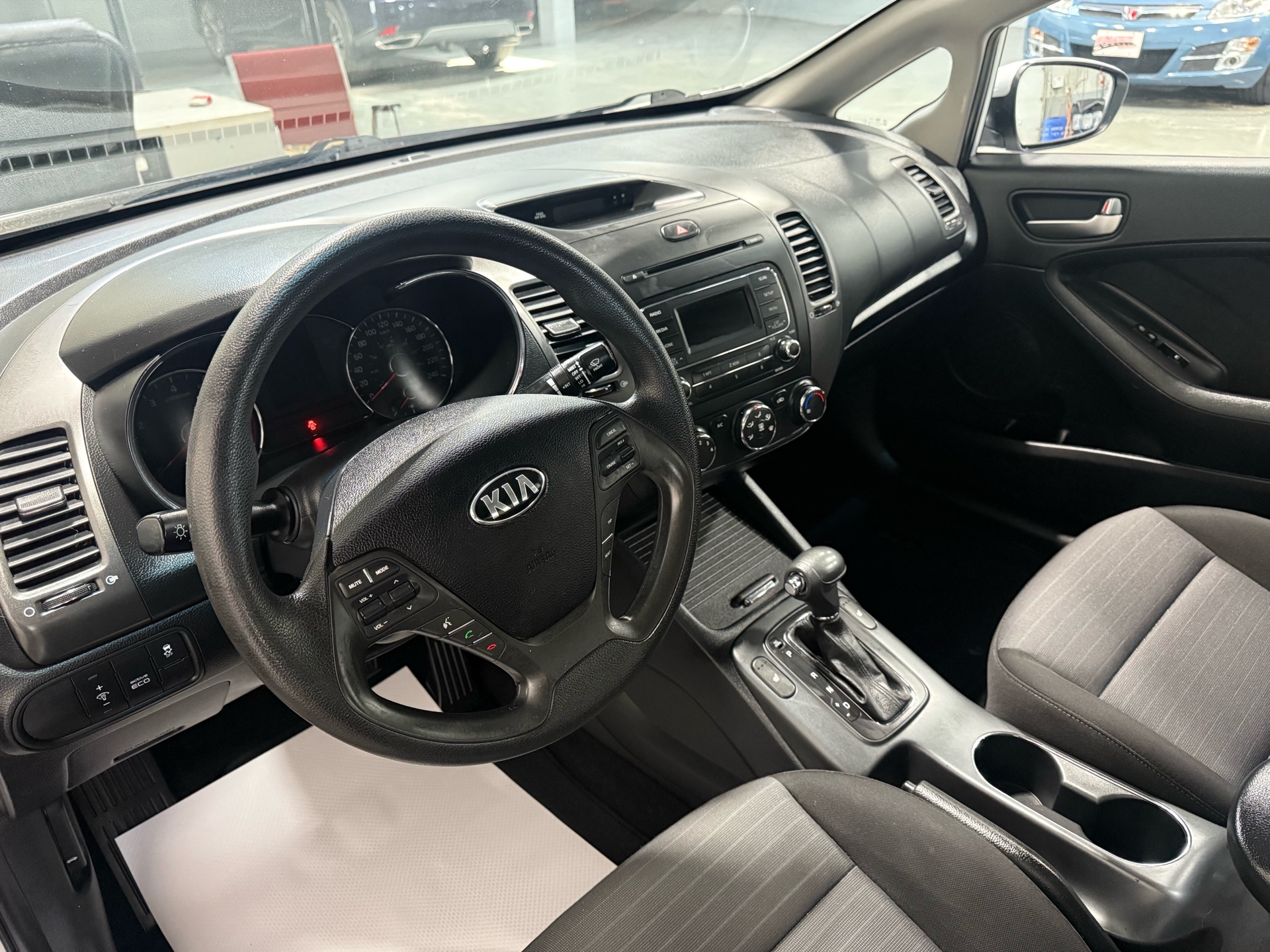 /houseofcars/2016-Kia-Forte-8237043898217735.jpg