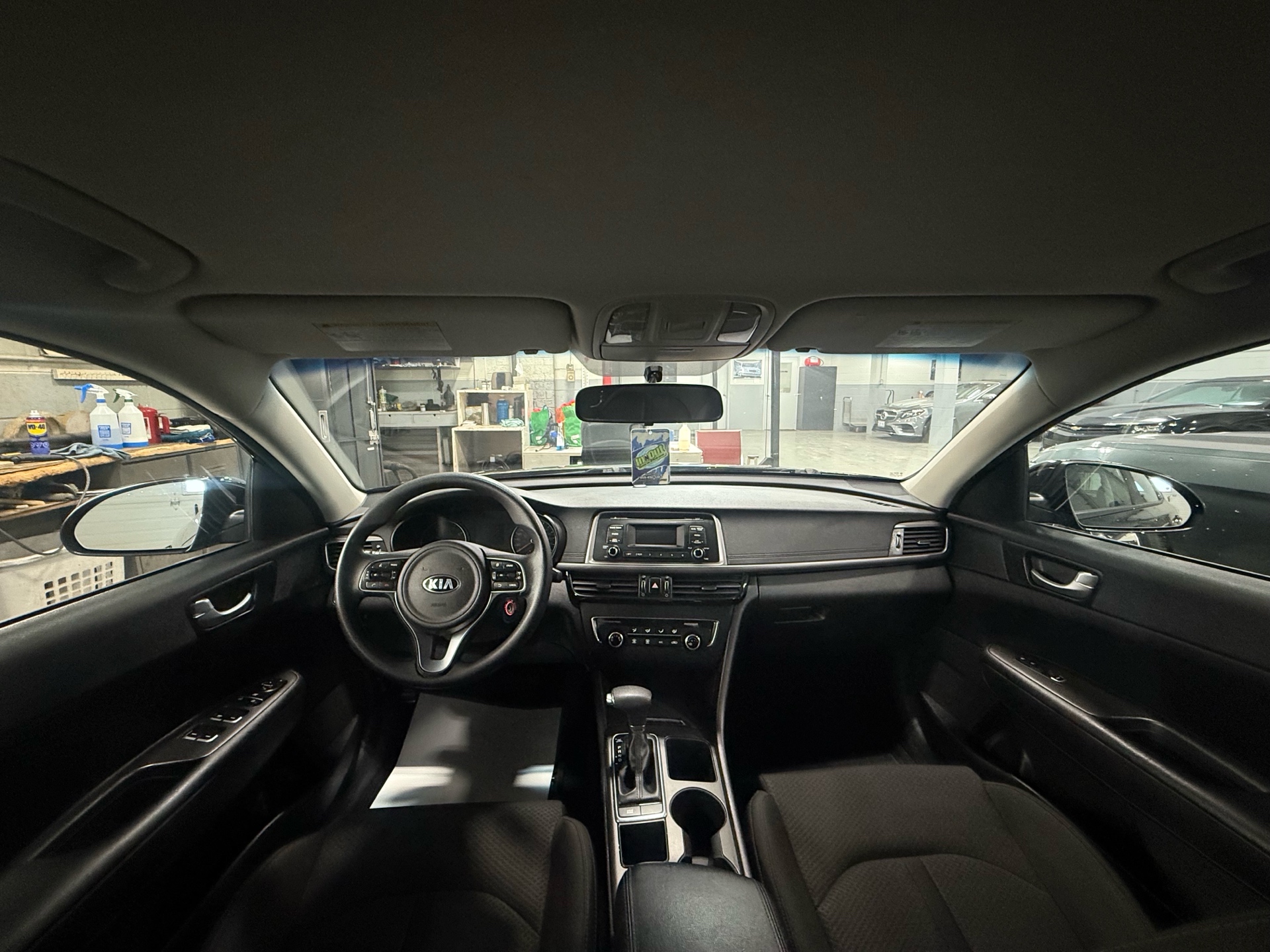 /houseofcars/2016-Kia-Optima-674758585440123.jpg