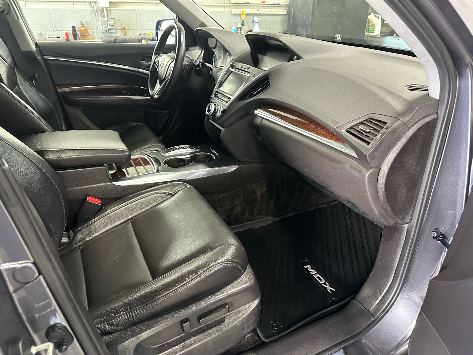 /houseofcars/2017-Acura-MDX-13080802362431854.jpg