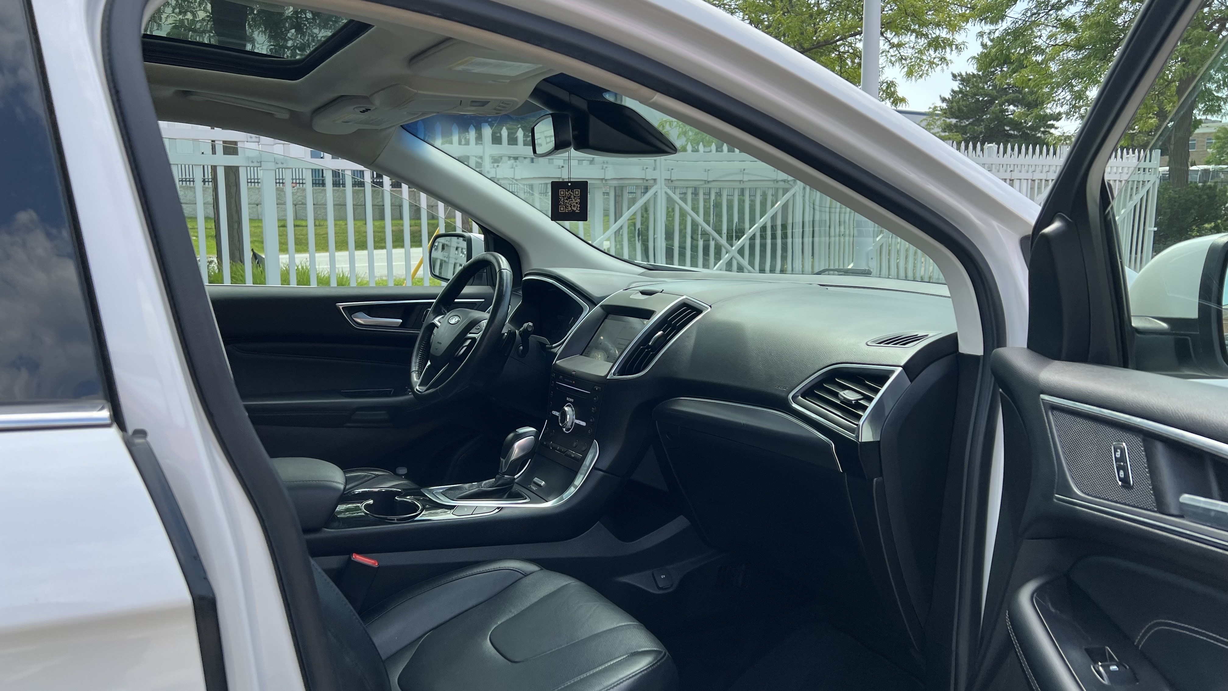 /houseofcars/2017-Ford-Edge-5490429239781747.jpg