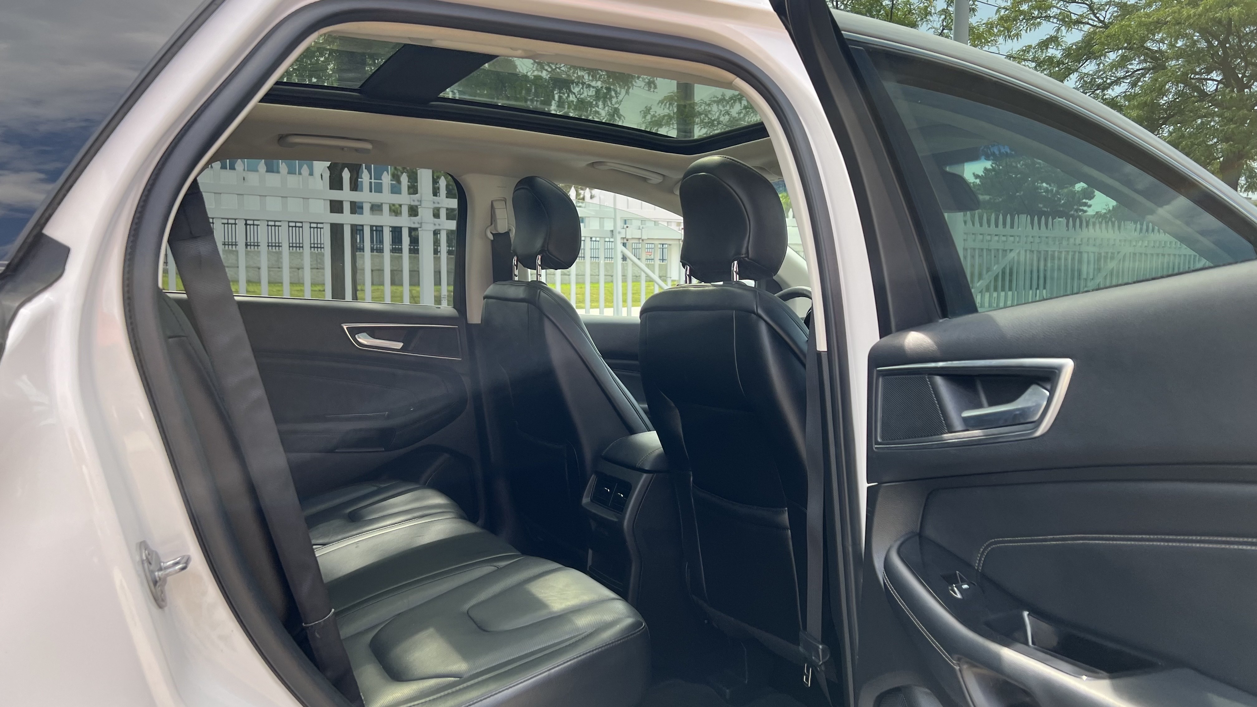 /houseofcars/2017-Ford-Edge-788361252612571.jpg
