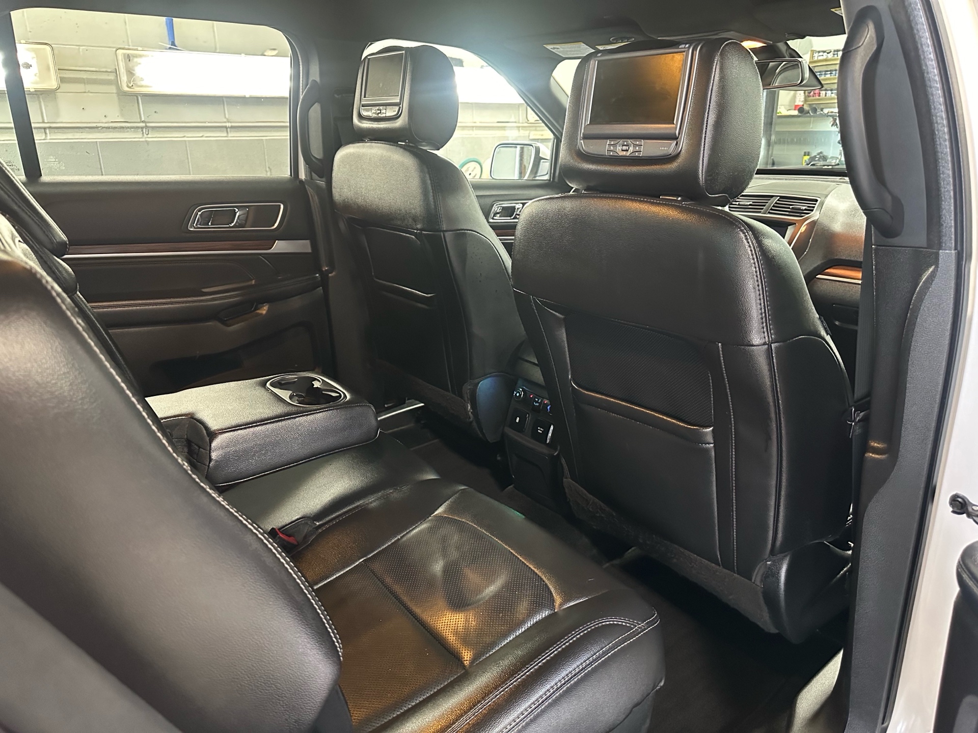 /houseofcars/2017-Ford-Explorer-5089301269174991.jpg