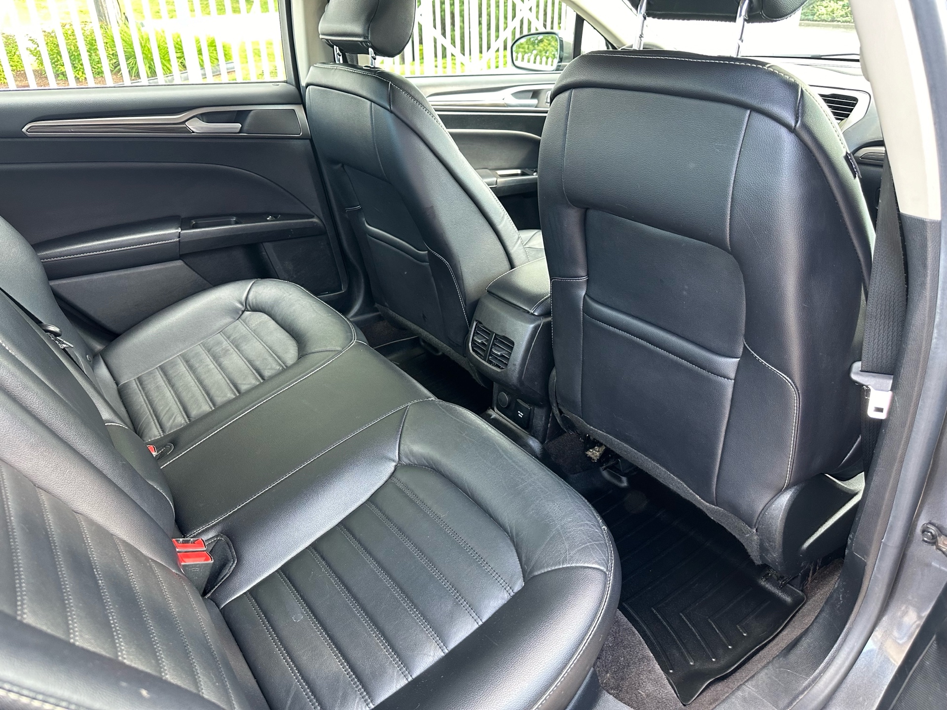 /houseofcars/2017-Ford-FusionEnergi-1533770060688482.jpg