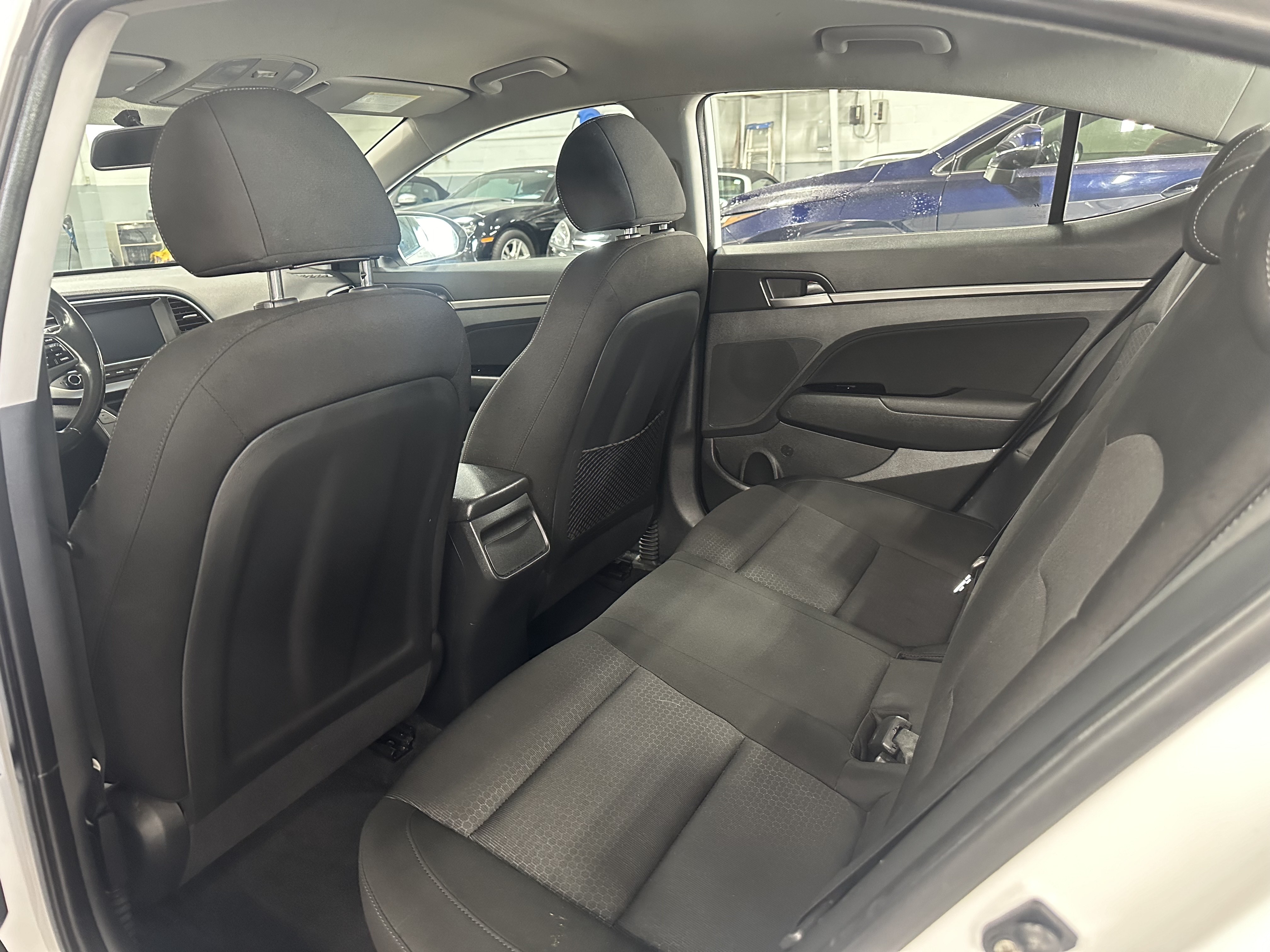 /houseofcars/2017-Hyundai-Elantra-6050396005404066.jpg