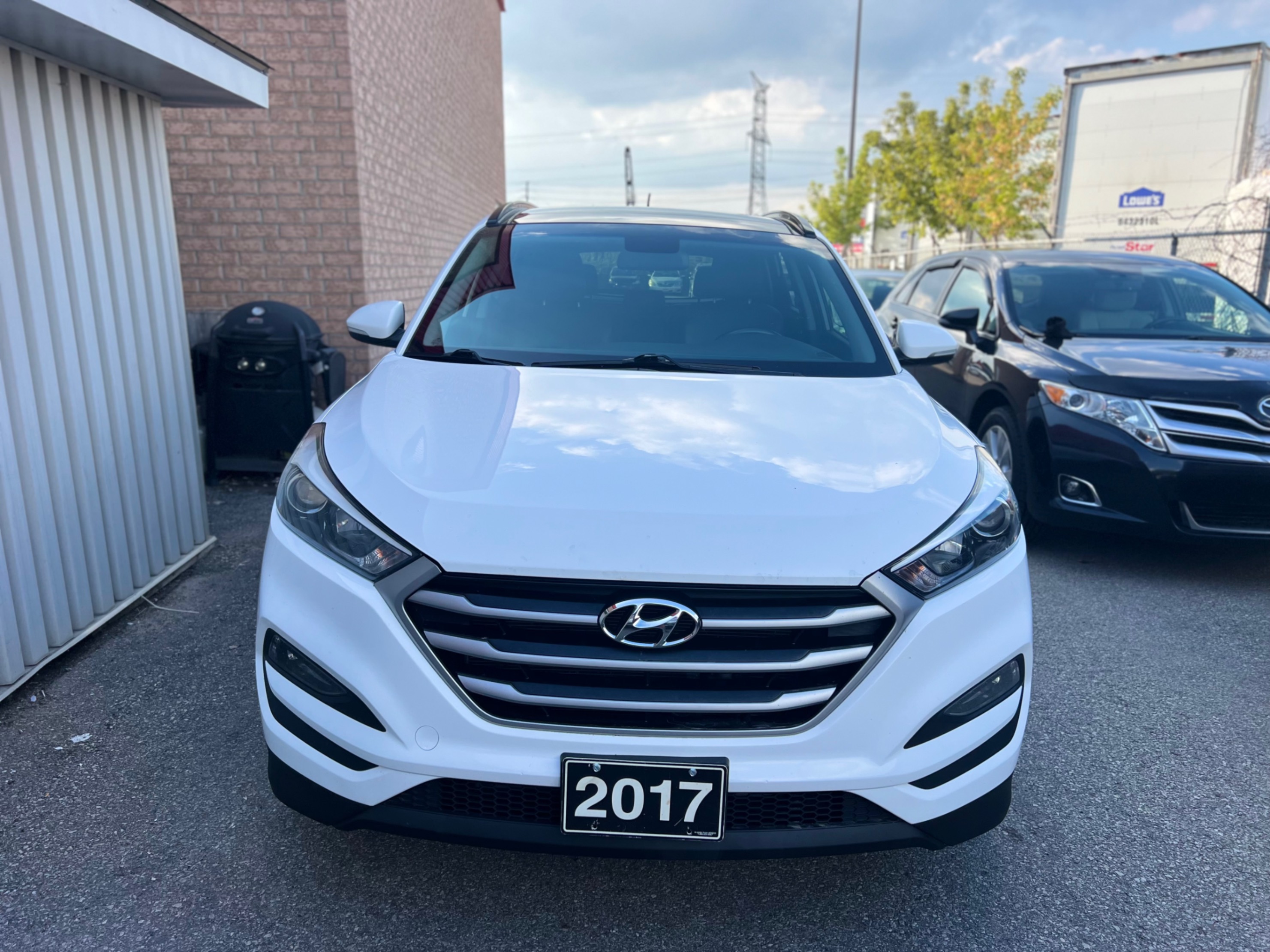 /houseofcars/2017-Hyundai-Tucson-13040181028983233.jpg