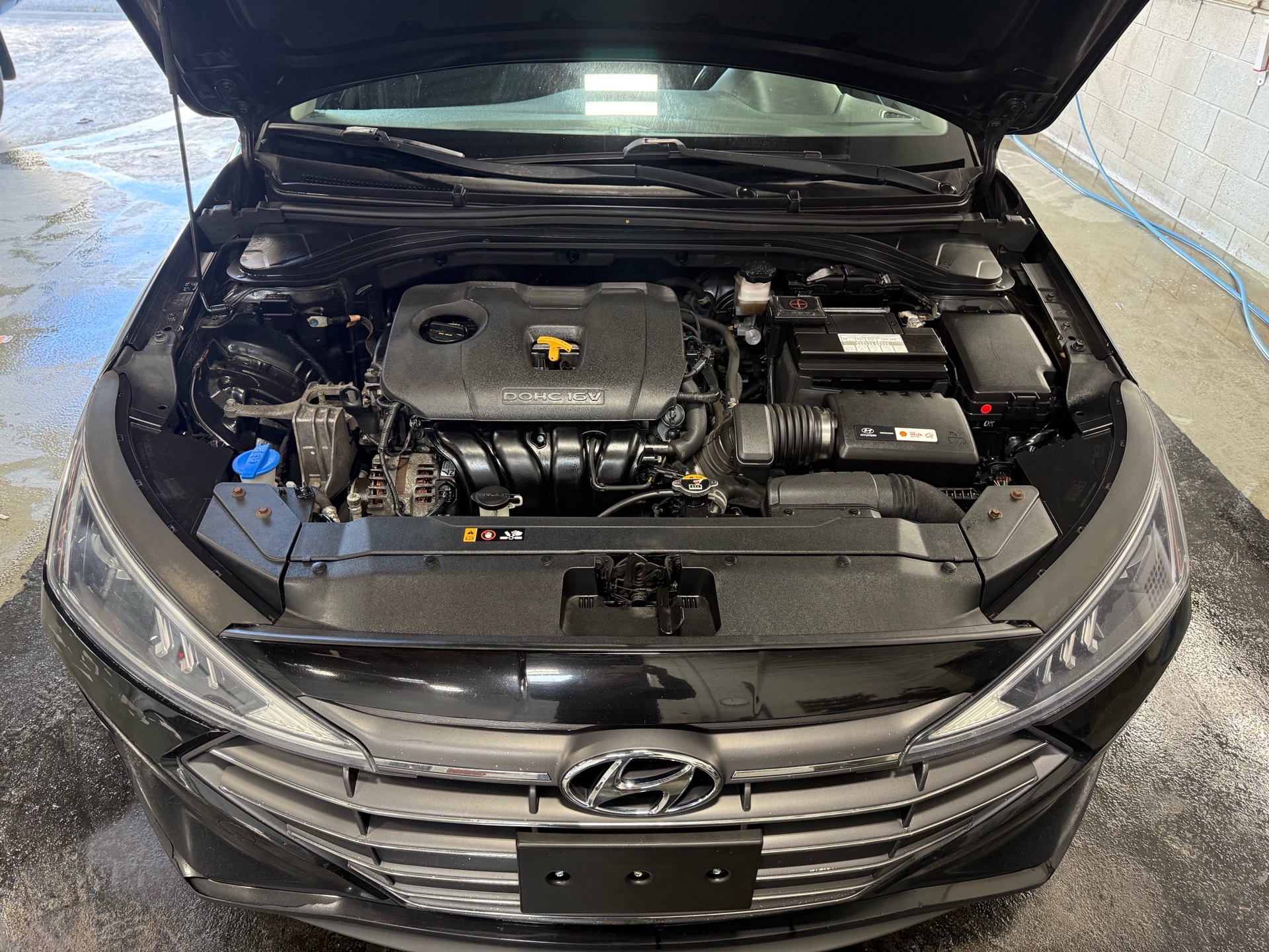 /houseofcars/2019-Hyundai-Elantra-15448291821866755.jpg