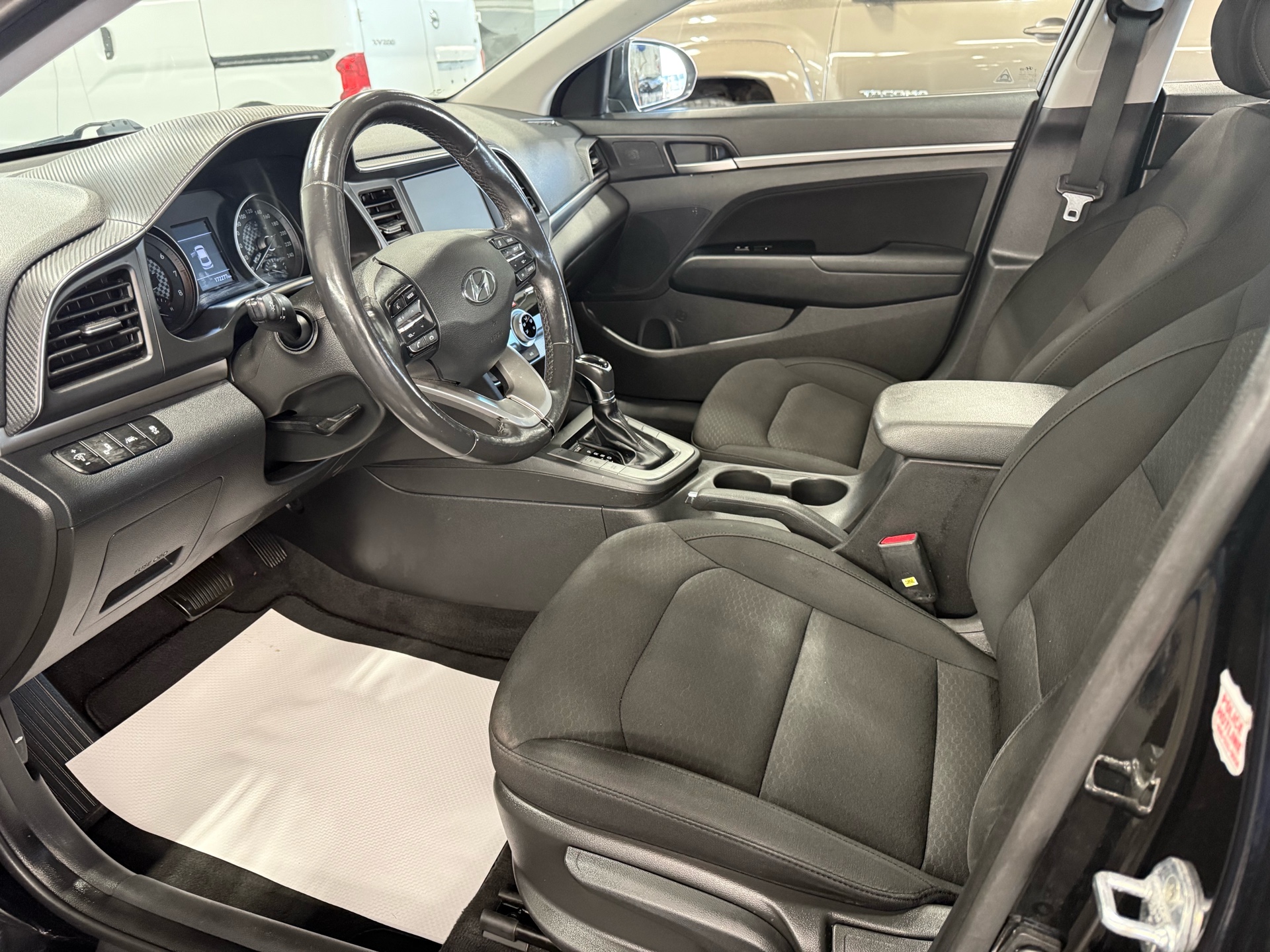 /houseofcars/2019-Hyundai-Elantra-5013404651084672.jpg