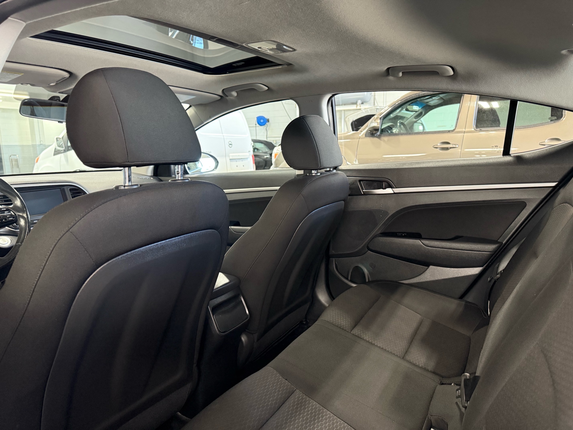 /houseofcars/2019-Hyundai-Elantra-9143741688251394.jpg
