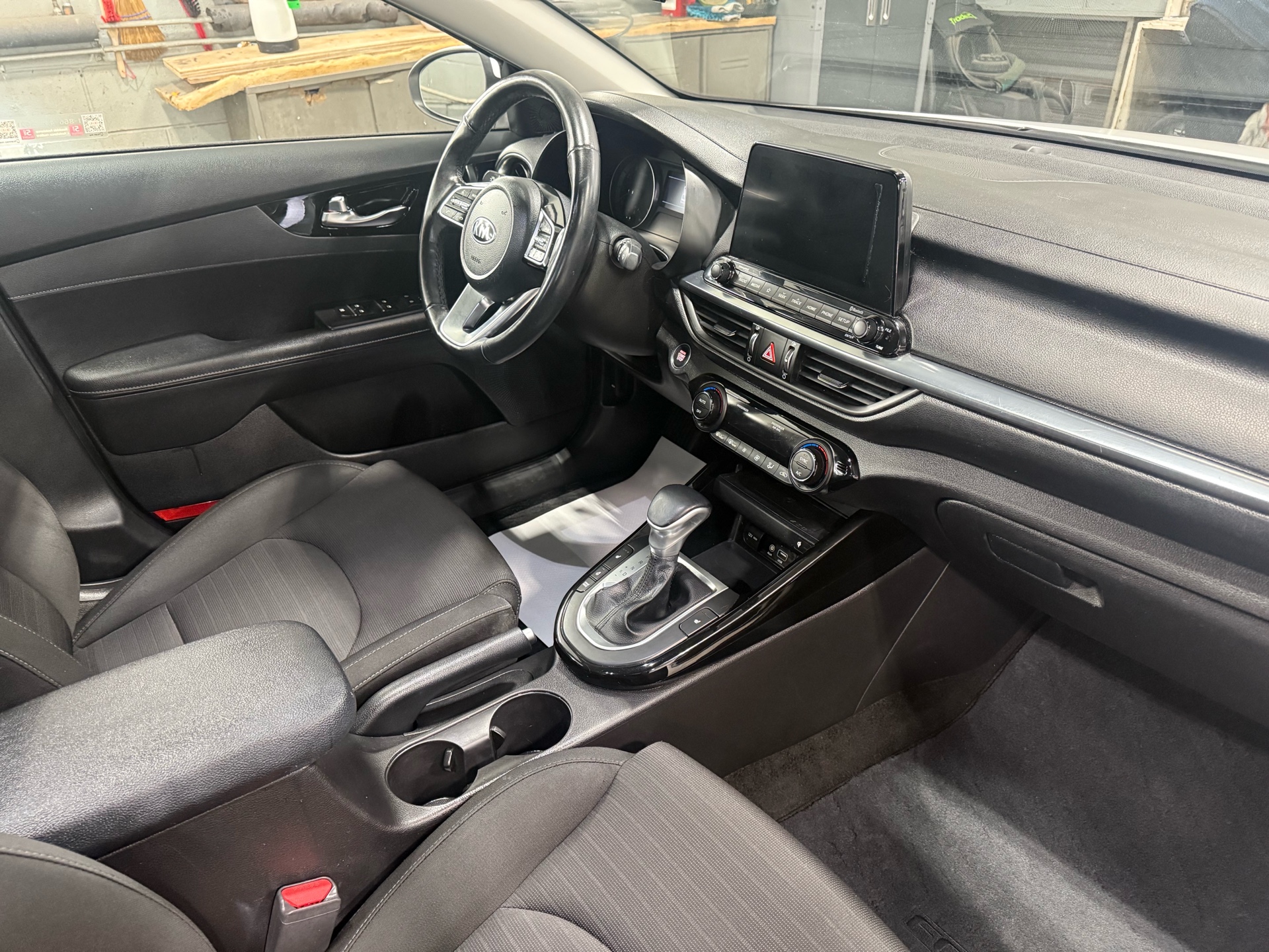/houseofcars/2020-Kia-Forte-49123936025330517.jpg