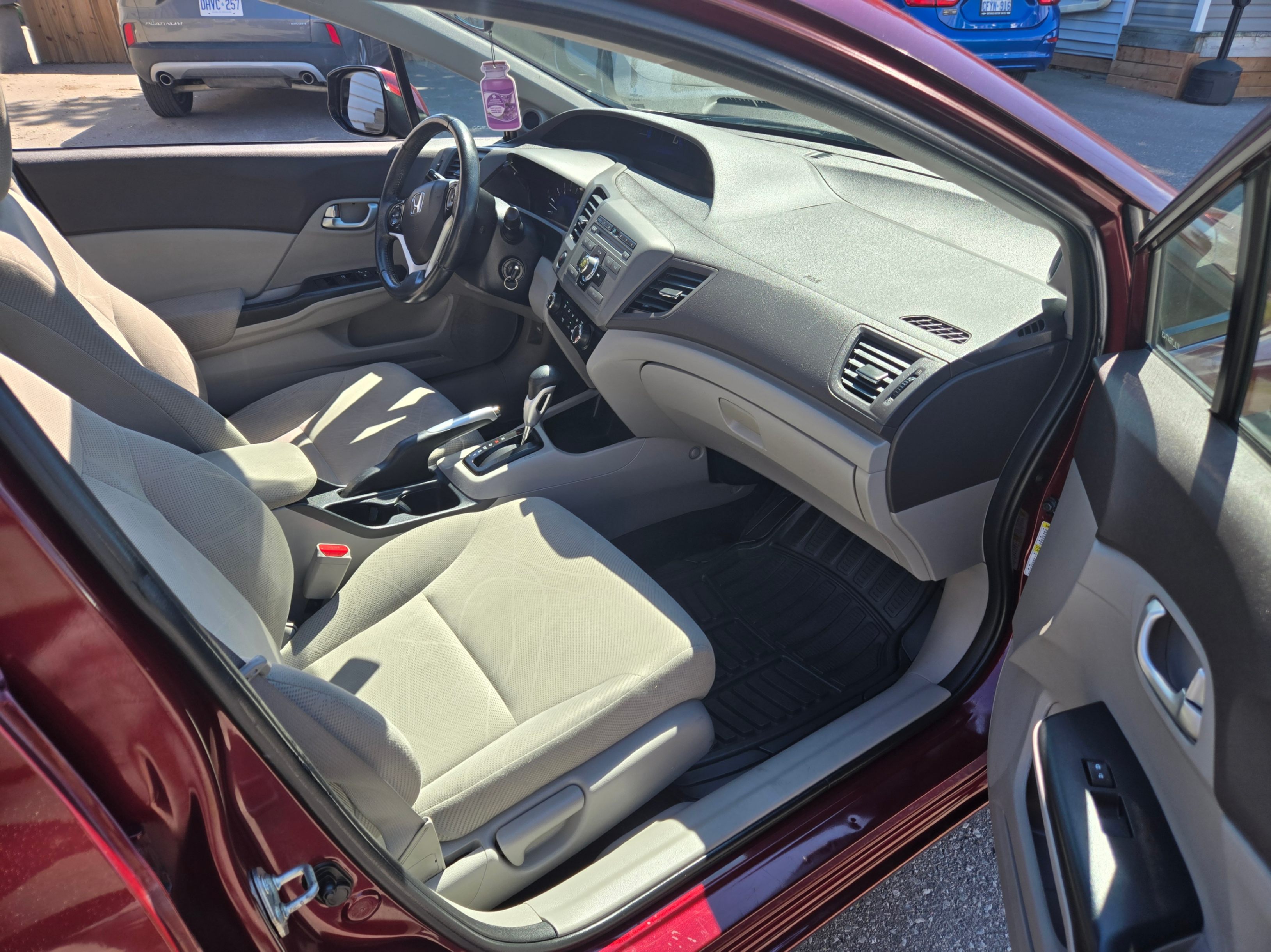 /hunsbroauto/2012-Honda-Civic-37570792179370827.jpg