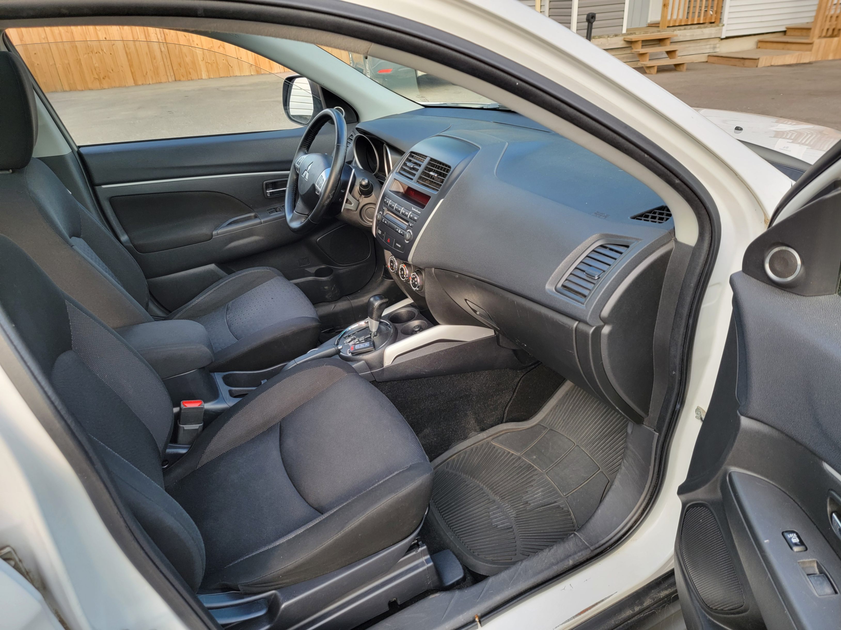 /hunsbroauto/2012-Mitsubishi-RVR-6588817089183583.jpg