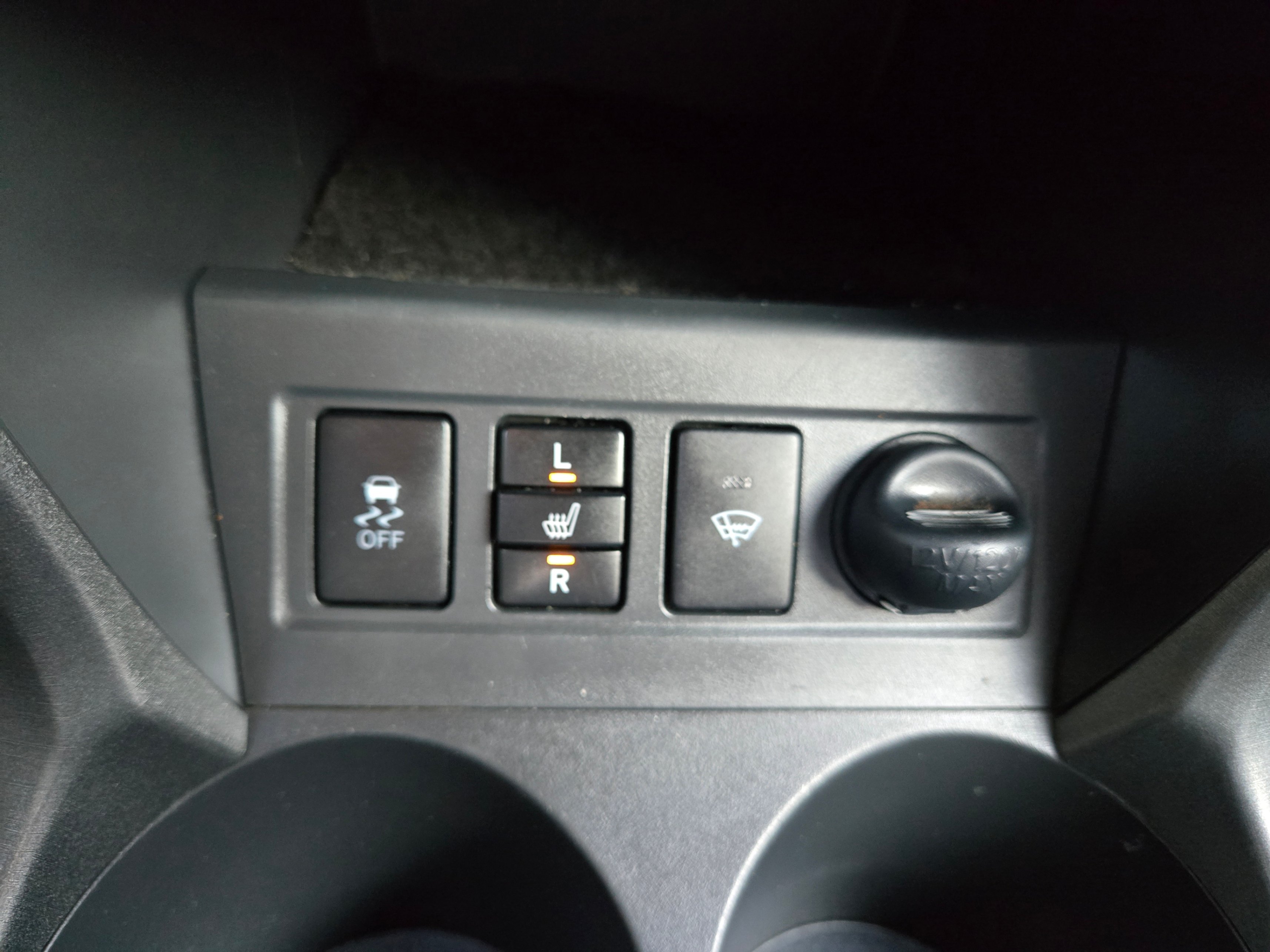 /hunsbroauto/2012-Toyota-RAV4-2946164431072391.jpg