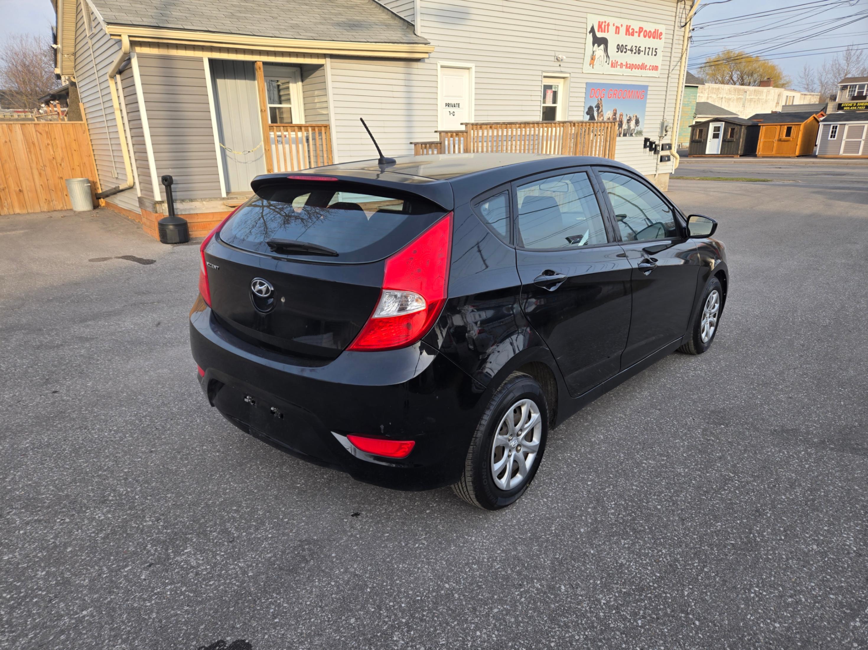 /hunsbroauto/2013-Hyundai-Accent-29213746747075664.jpg