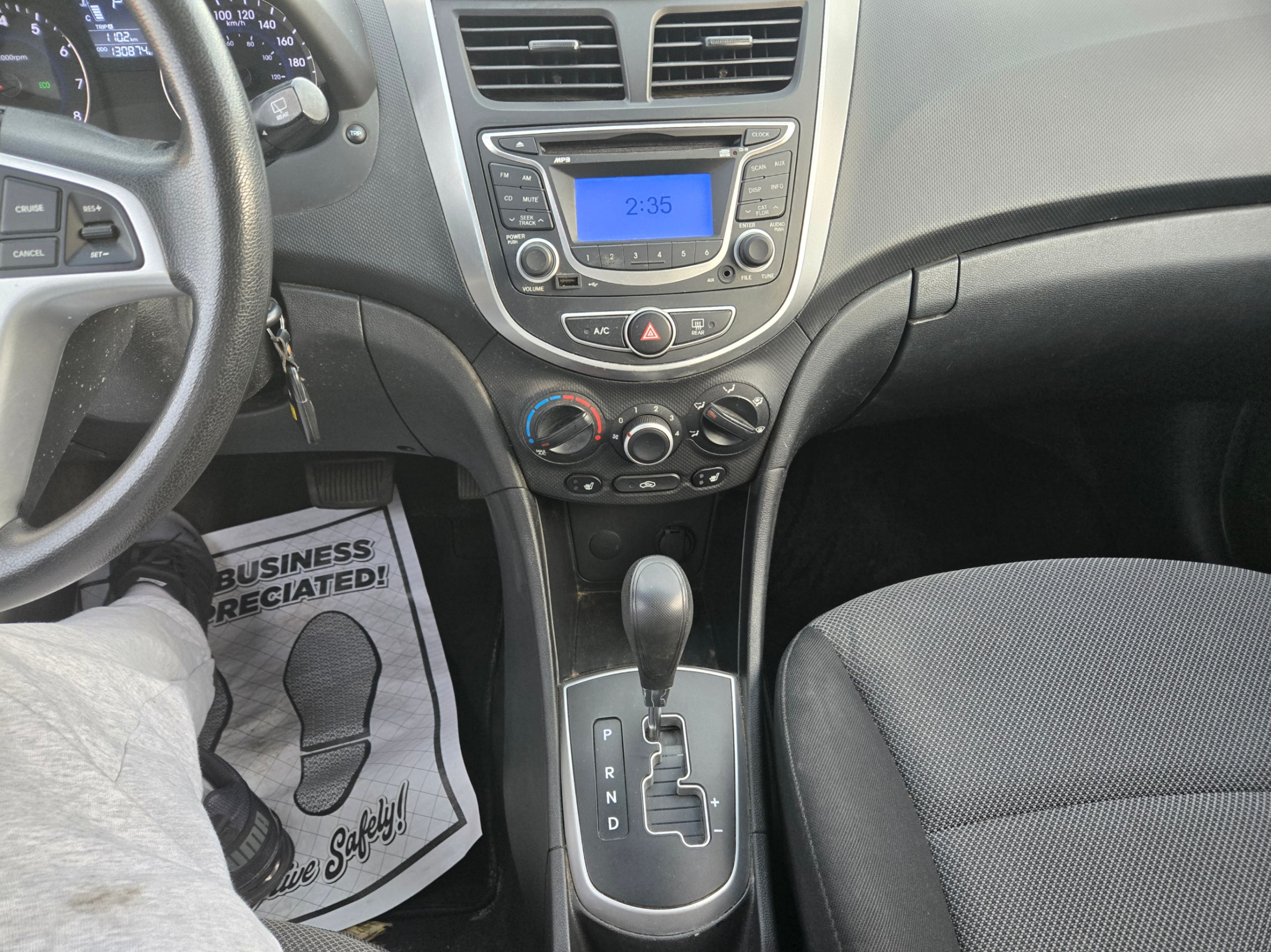 /hunsbroauto/2013-Hyundai-Accent-30391501798553855.jpg