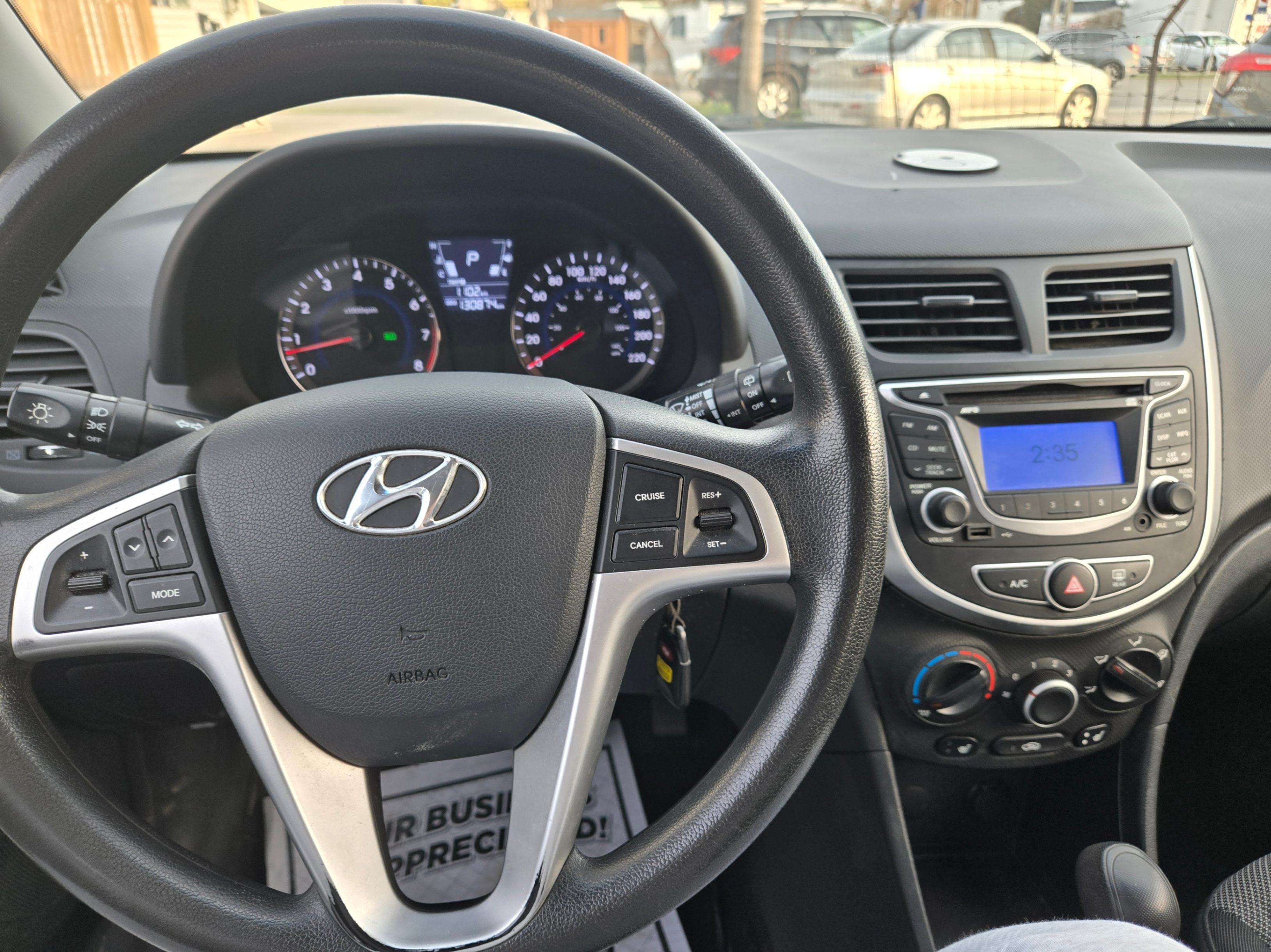 /hunsbroauto/2013-Hyundai-Accent-7928602986936284.jpg
