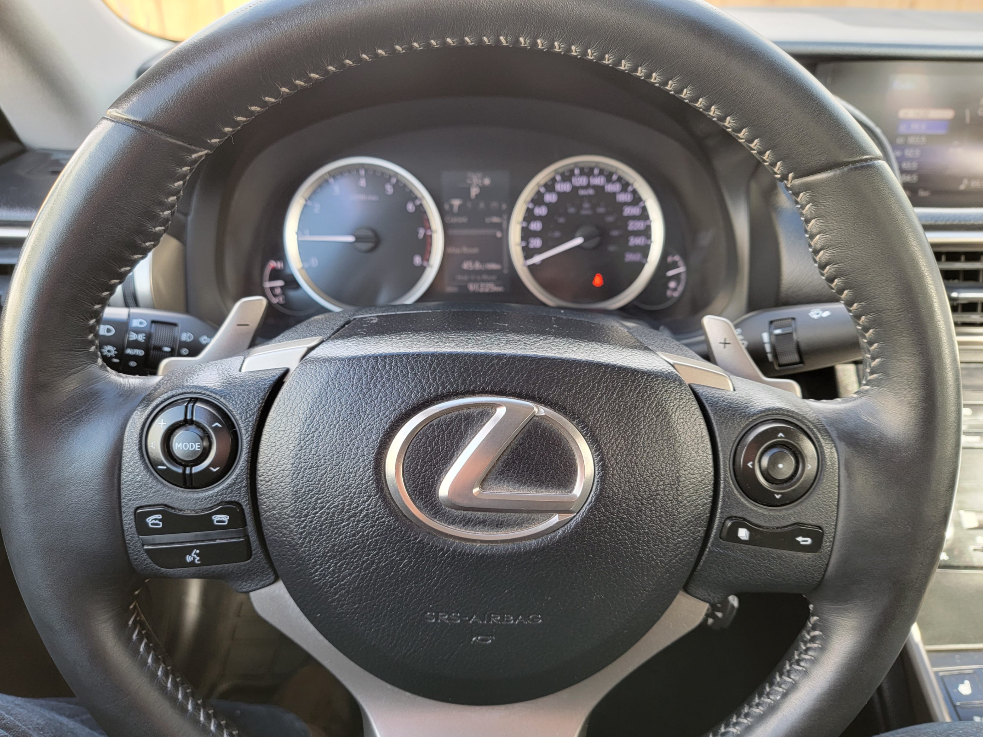 /hunsbroauto/2014-Lexus-IS250-03484189625178402.jpg