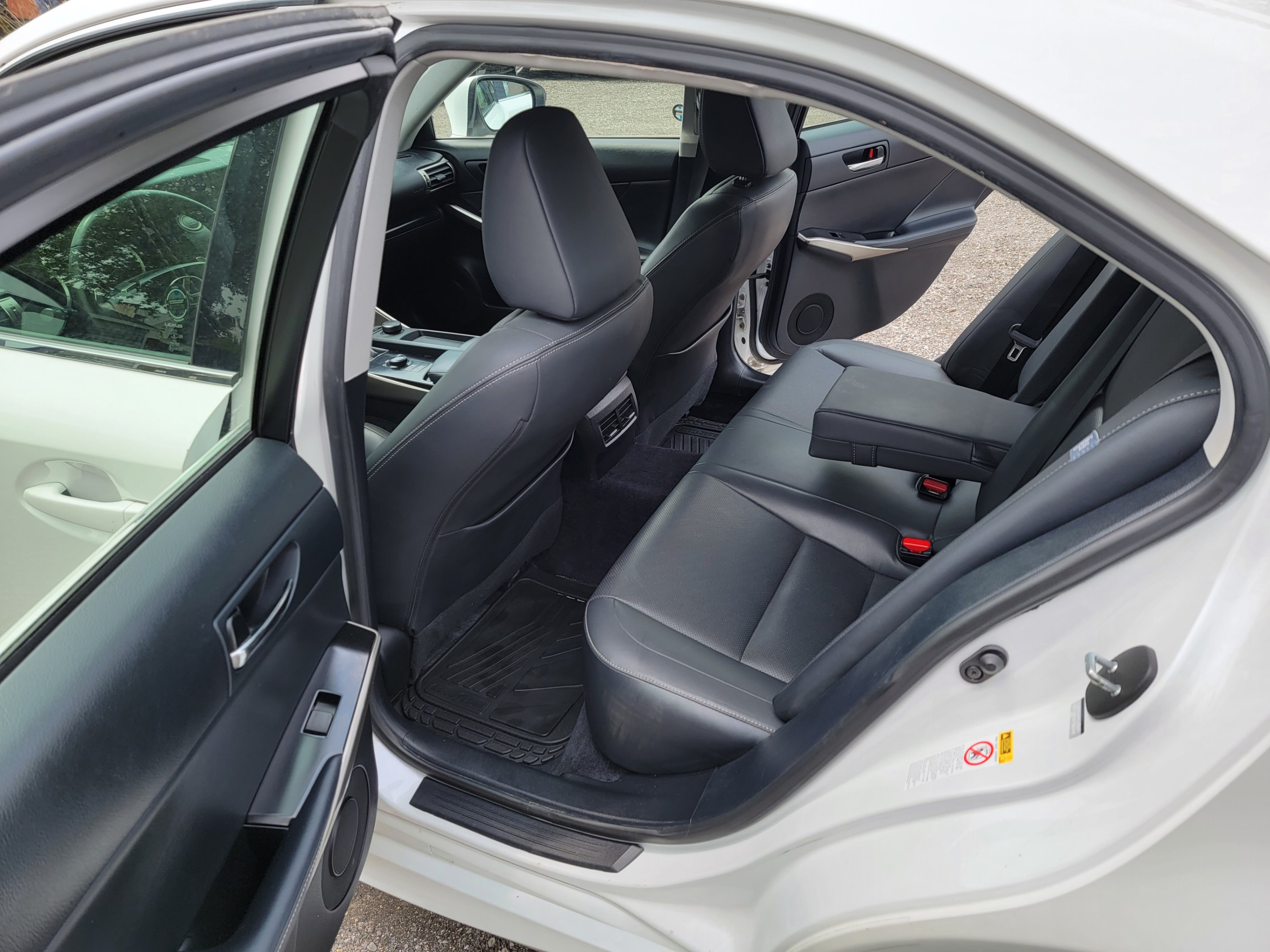 /hunsbroauto/2014-Lexus-IS250-7357612279390817.jpg