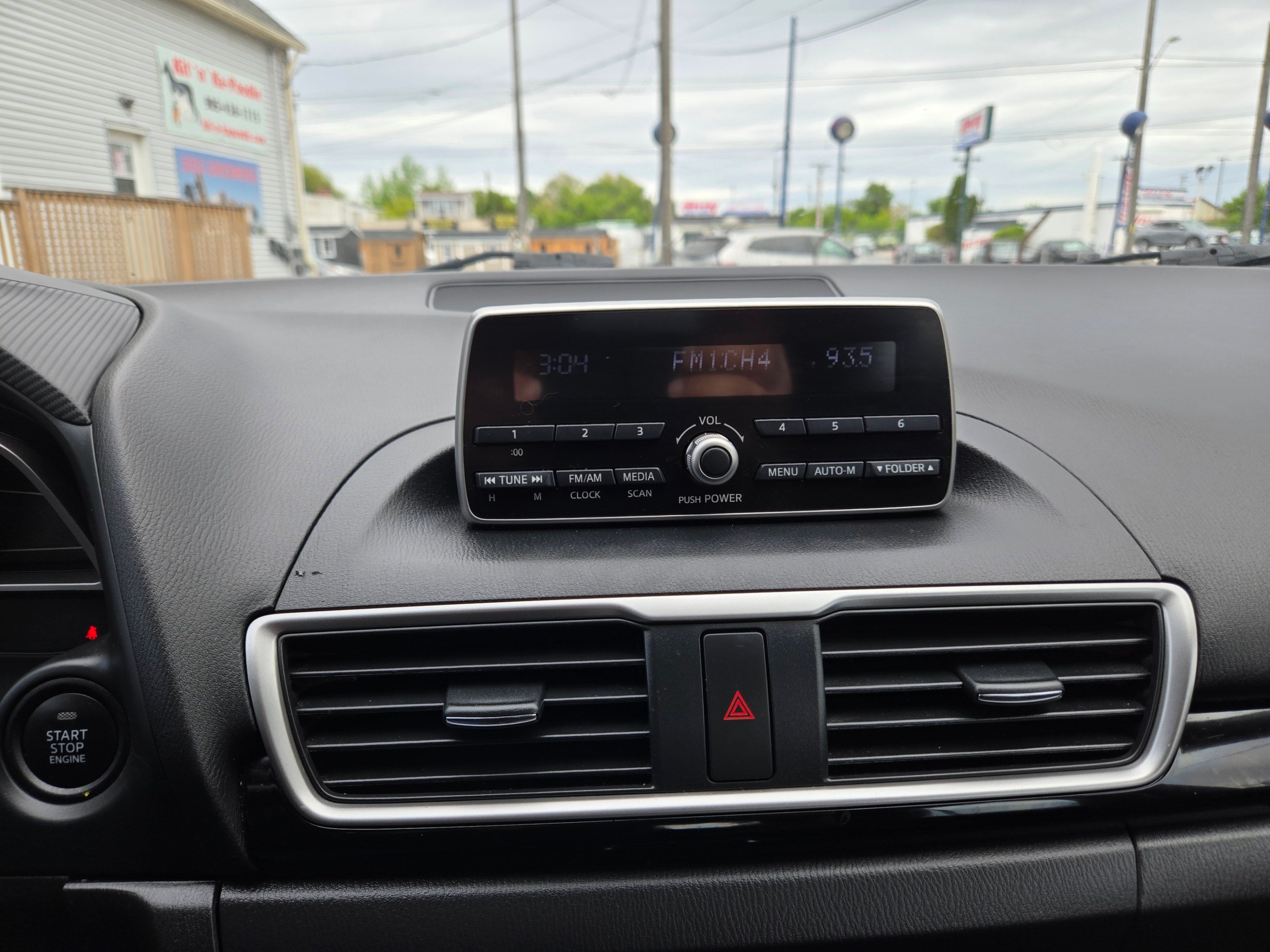 /hunsbroauto/2014-Mazda-Mazda3-09678759945781557.jpg
