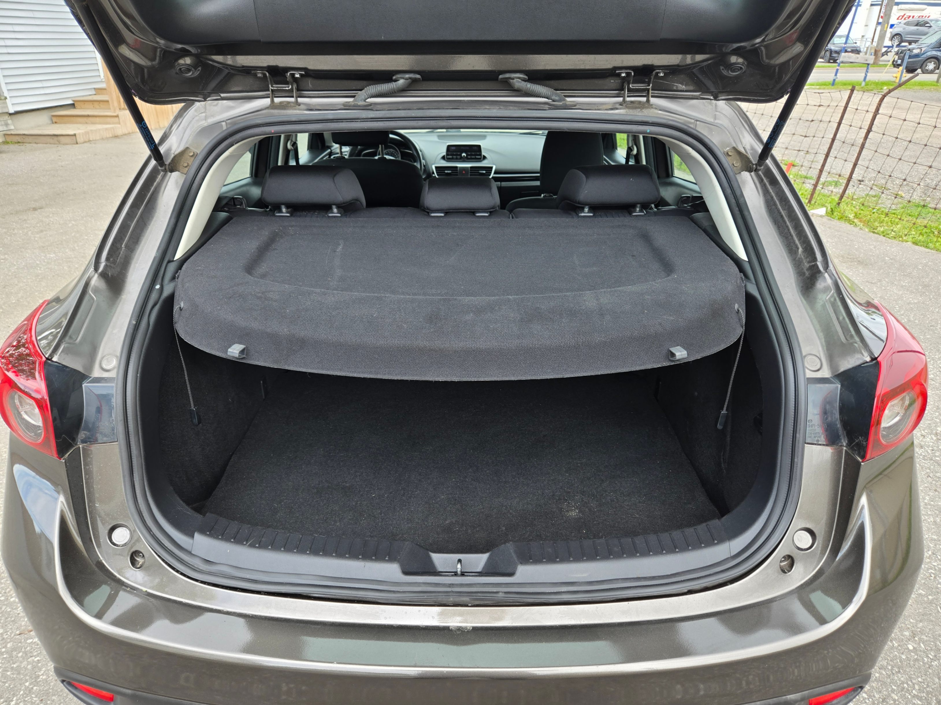 /hunsbroauto/2014-Mazda-Mazda3-2333455033060272.jpg