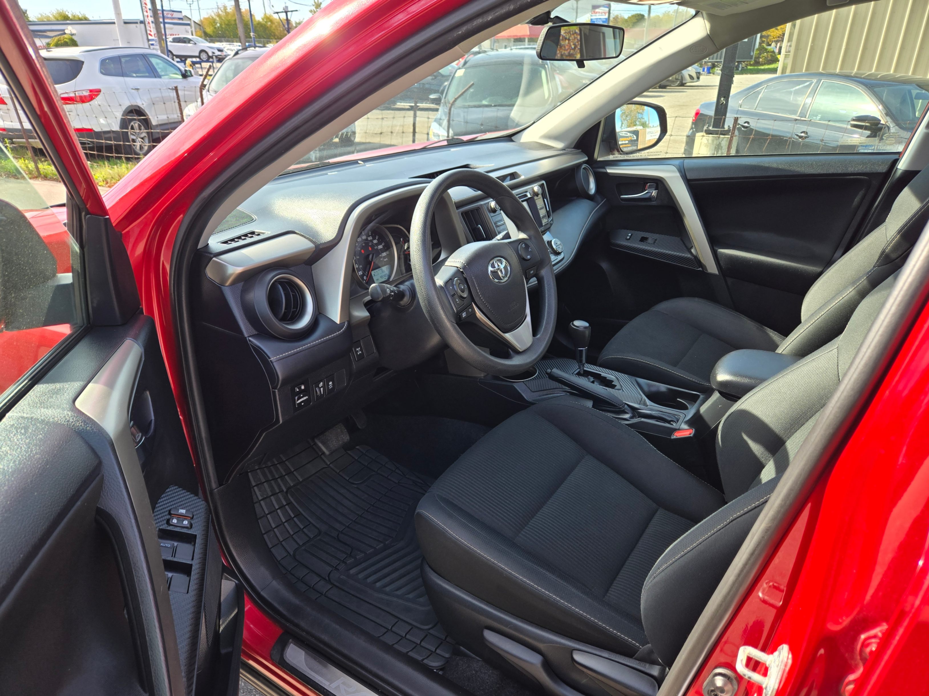 /hunsbroauto/2014-Toyota-RAV4-22013113245946925.jpg