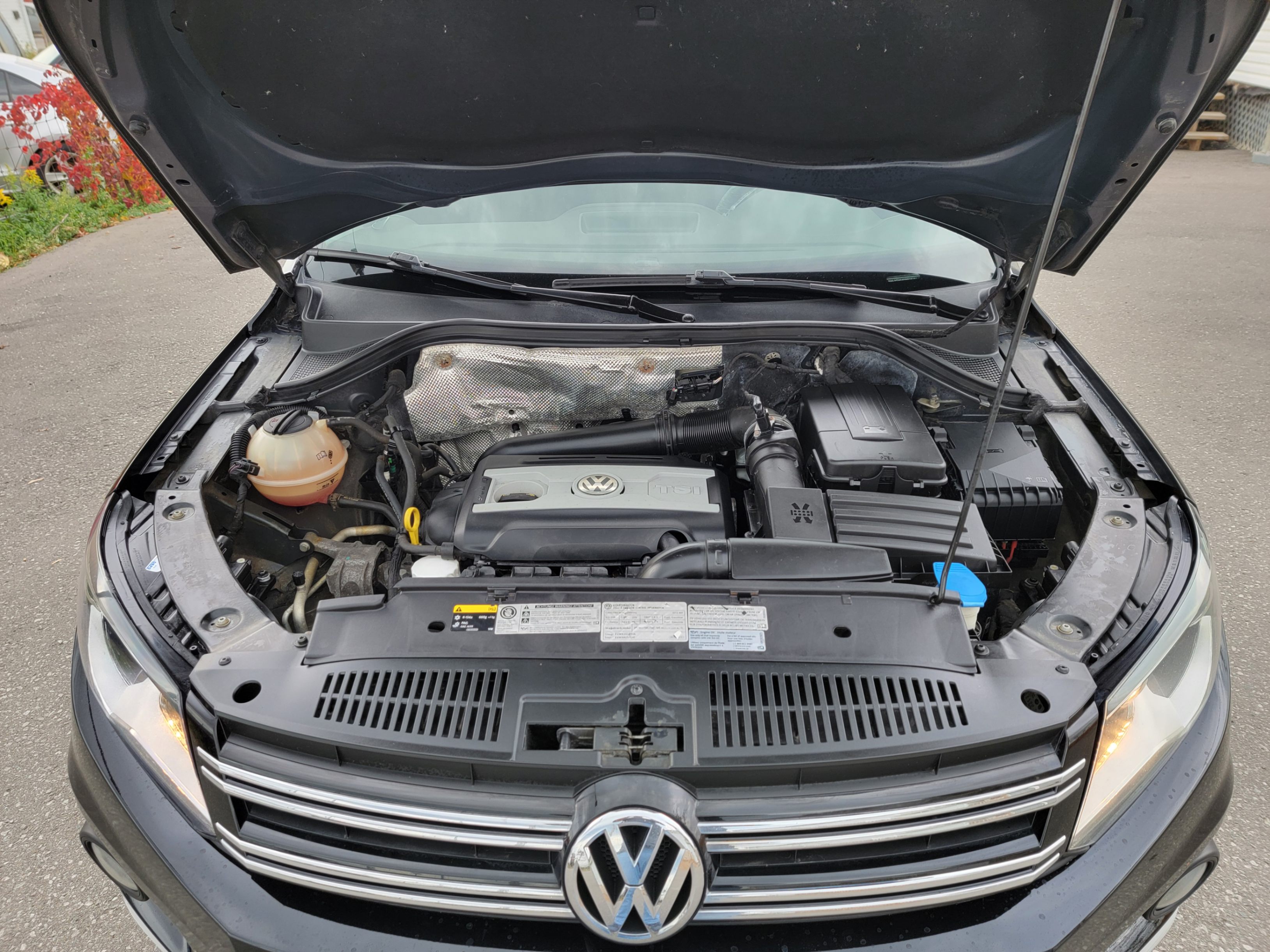 /hunsbroauto/2014-Volkswagen-Tiguan-16821262391023484.jpg