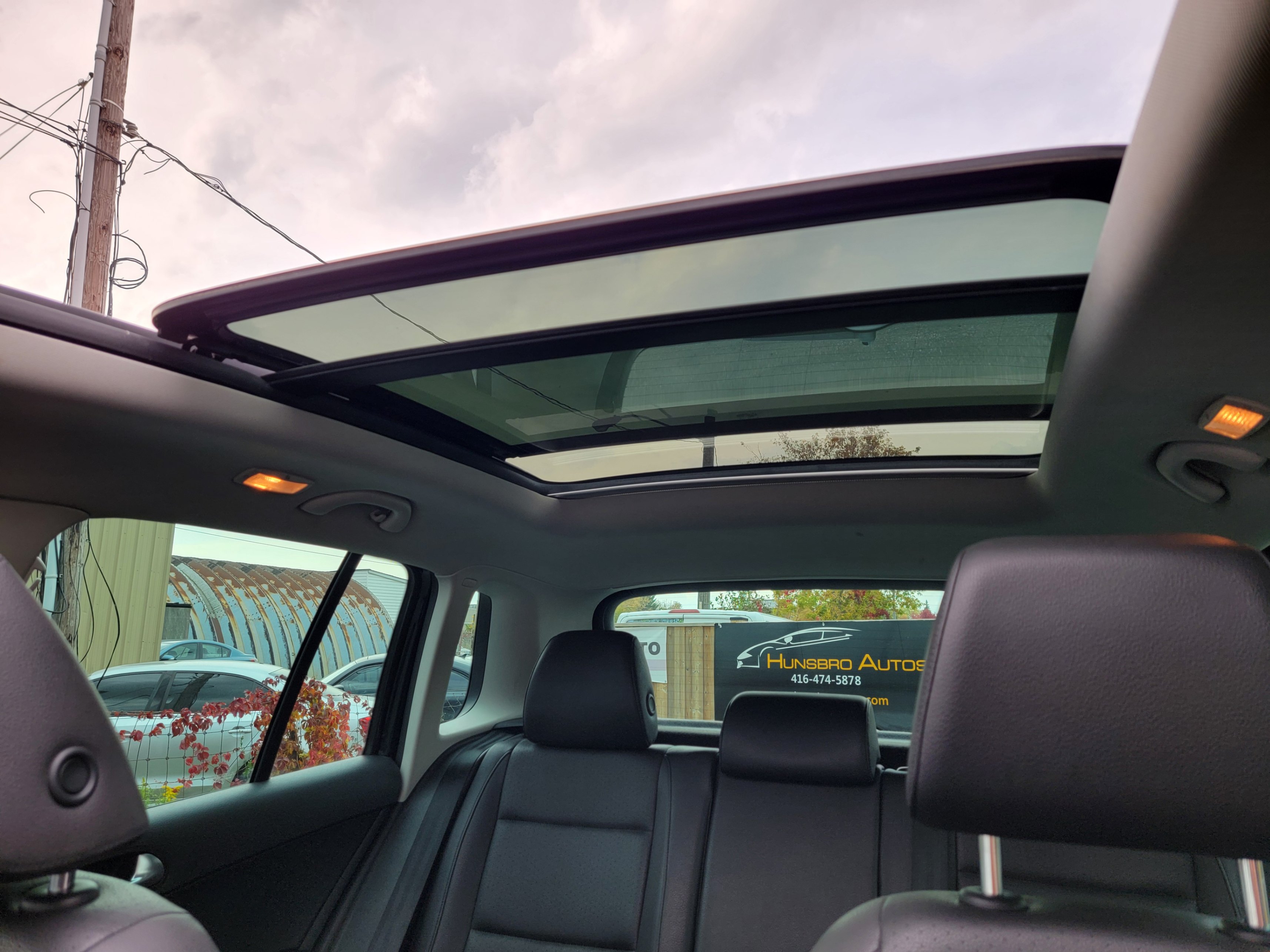 /hunsbroauto/2014-Volkswagen-Tiguan-1726731065264353.jpg