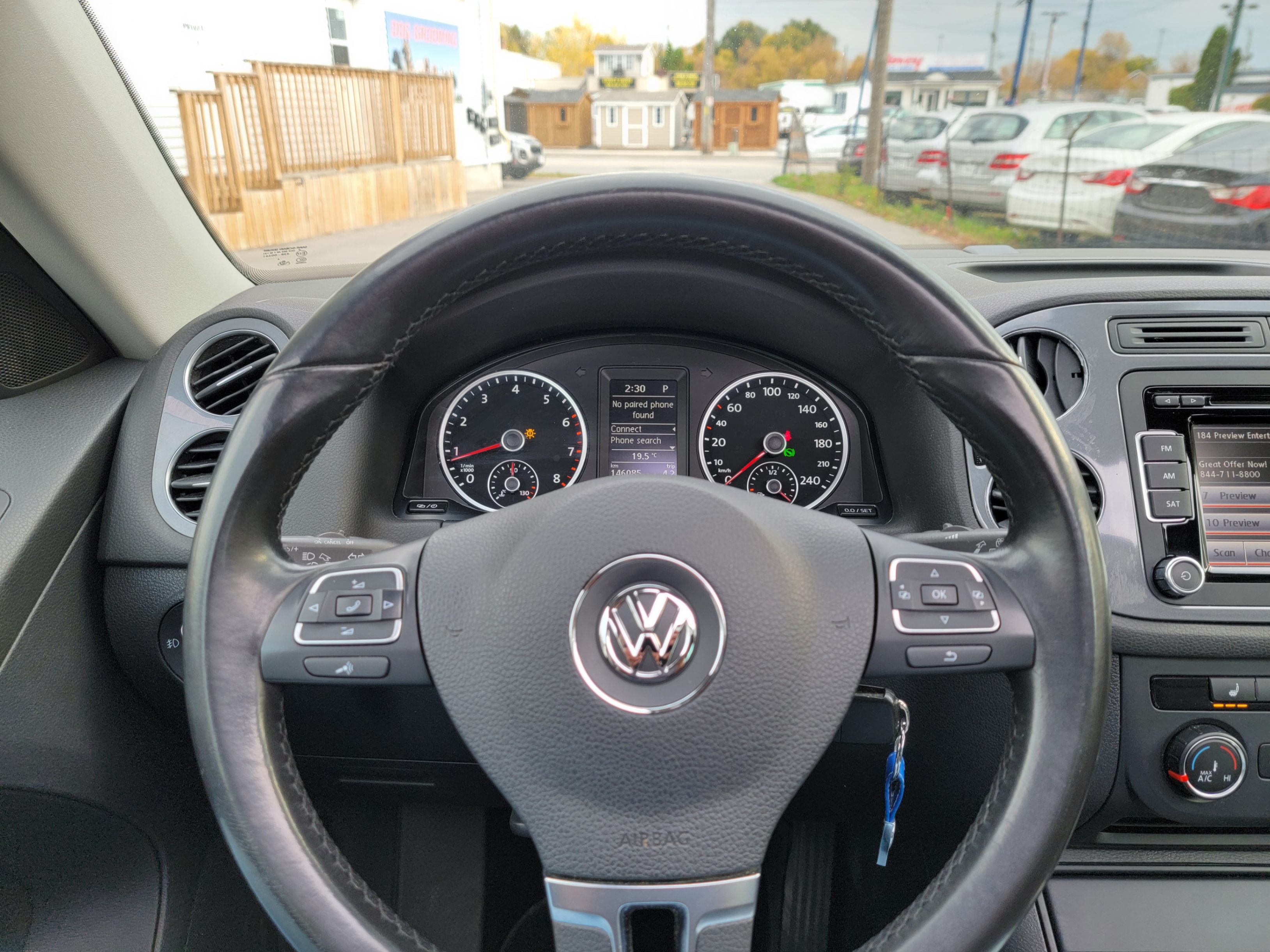 /hunsbroauto/2014-Volkswagen-Tiguan-1813788118880053.jpg