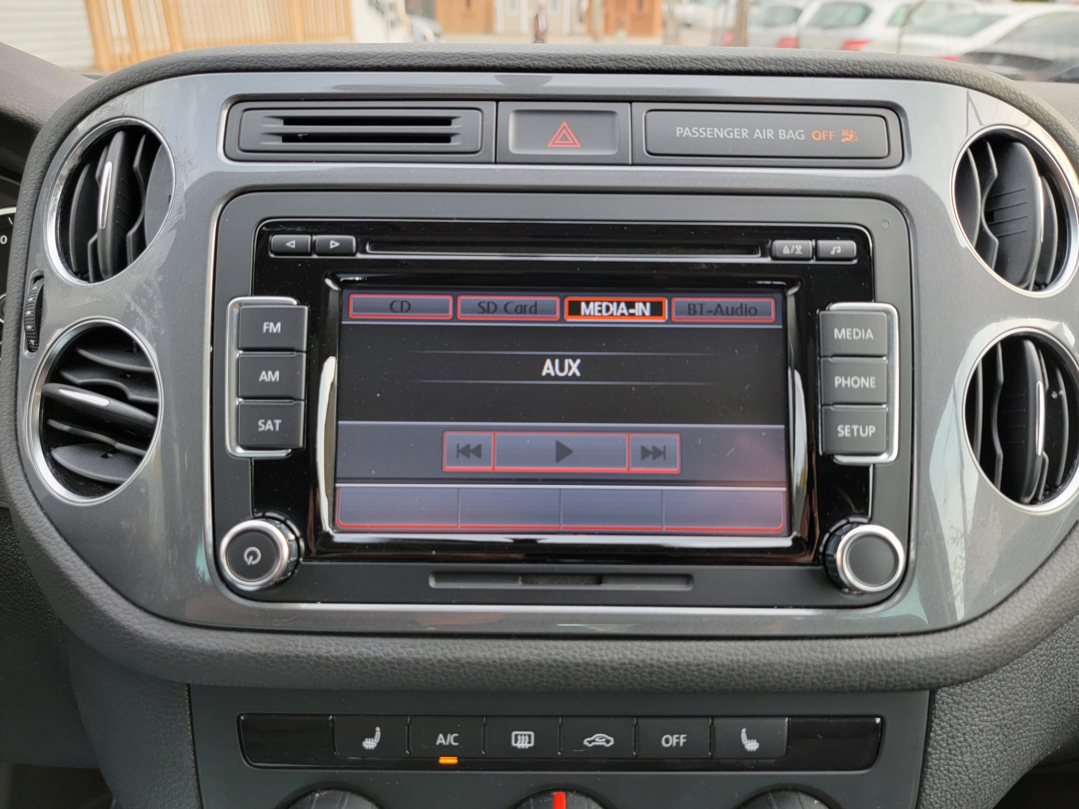 /hunsbroauto/2014-Volkswagen-Tiguan-1993928945833887.jpg