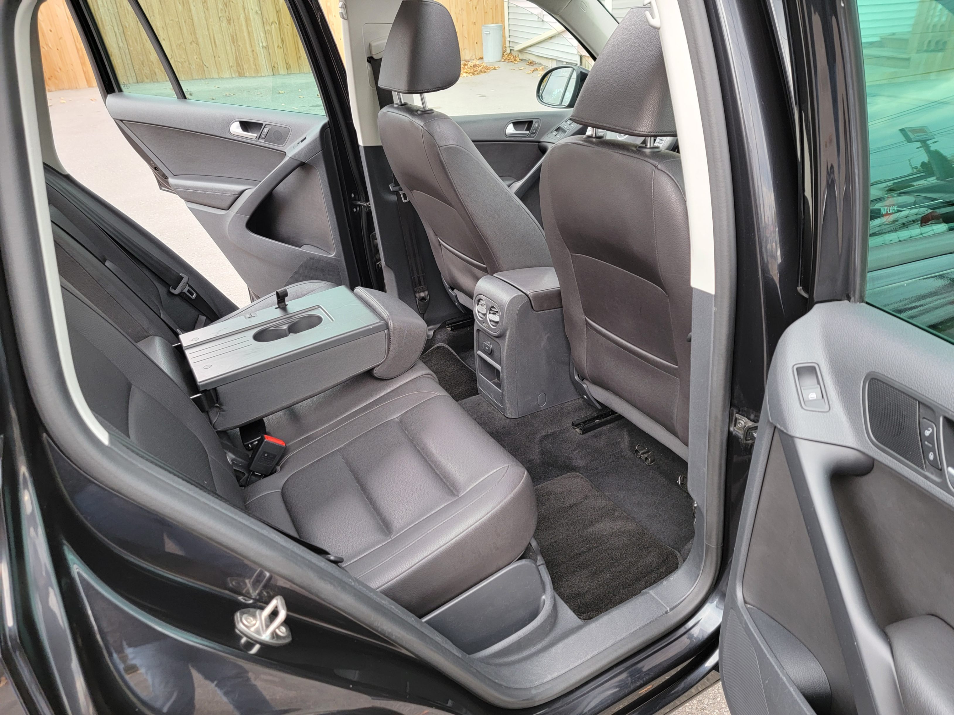 /hunsbroauto/2014-Volkswagen-Tiguan-941707121532801.jpg