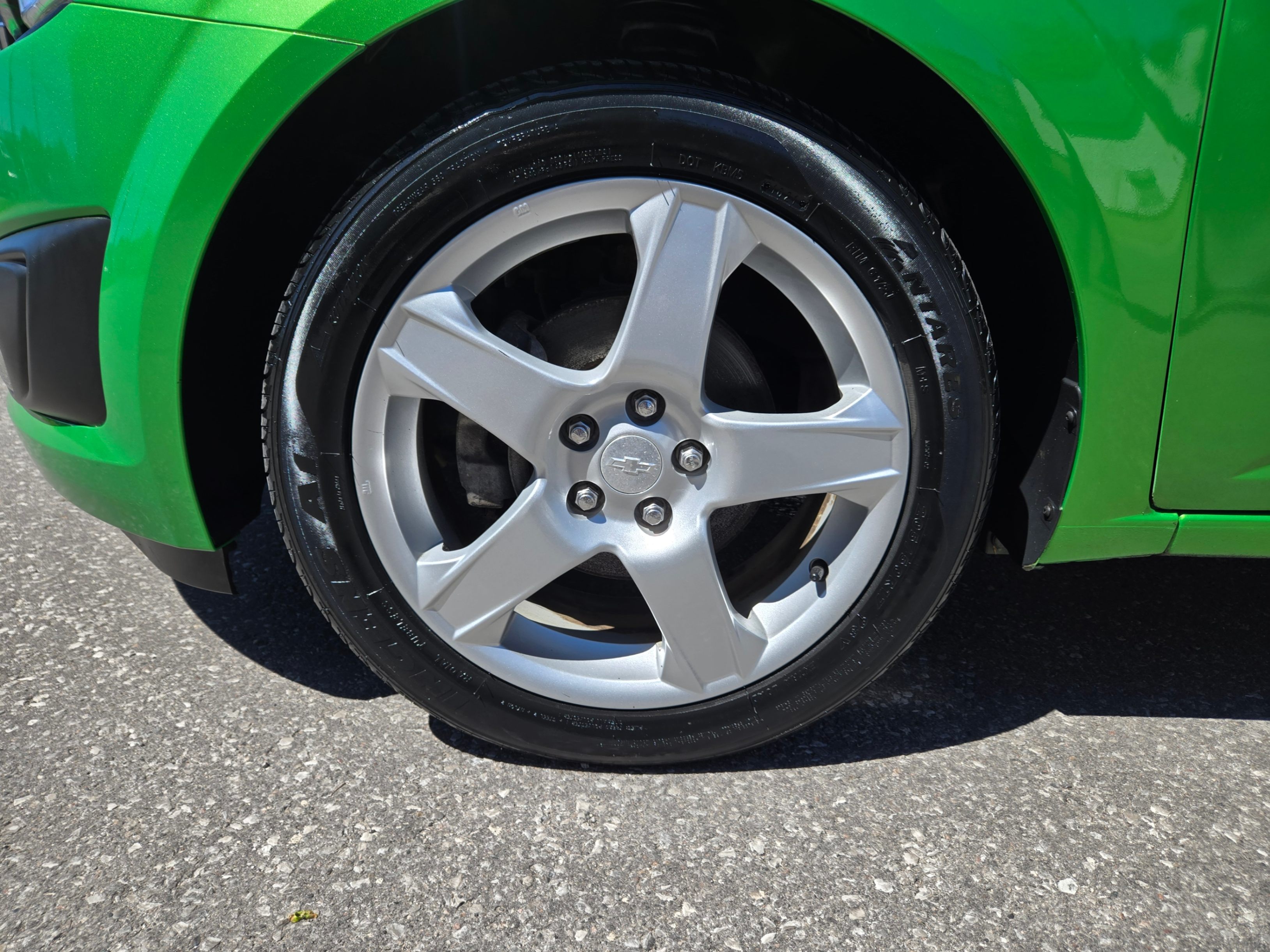 /hunsbroauto/2015-Chevrolet-Sonic-2658701790014608.jpg