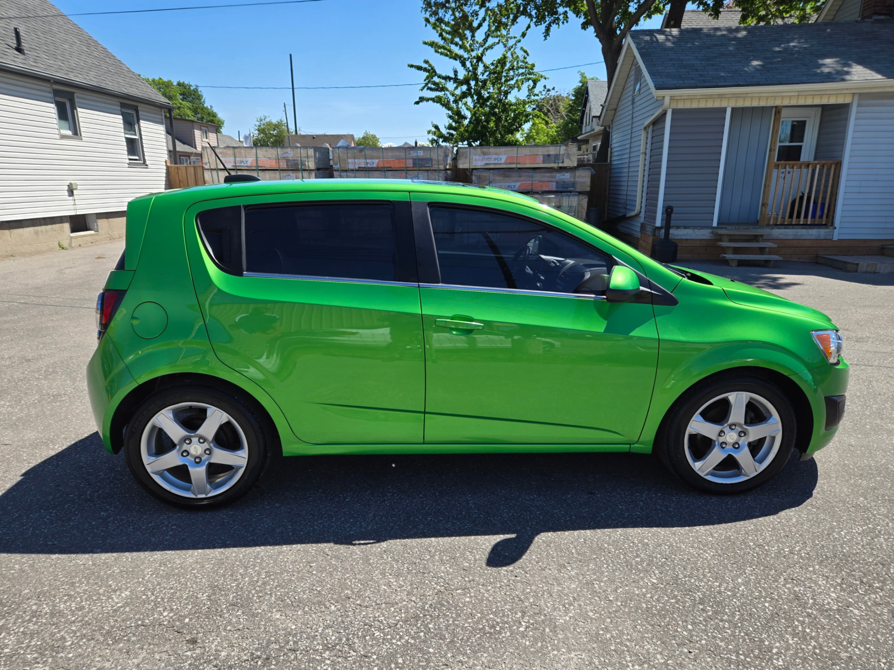 /hunsbroauto/2015-Chevrolet-Sonic-43913109905401937.jpg
