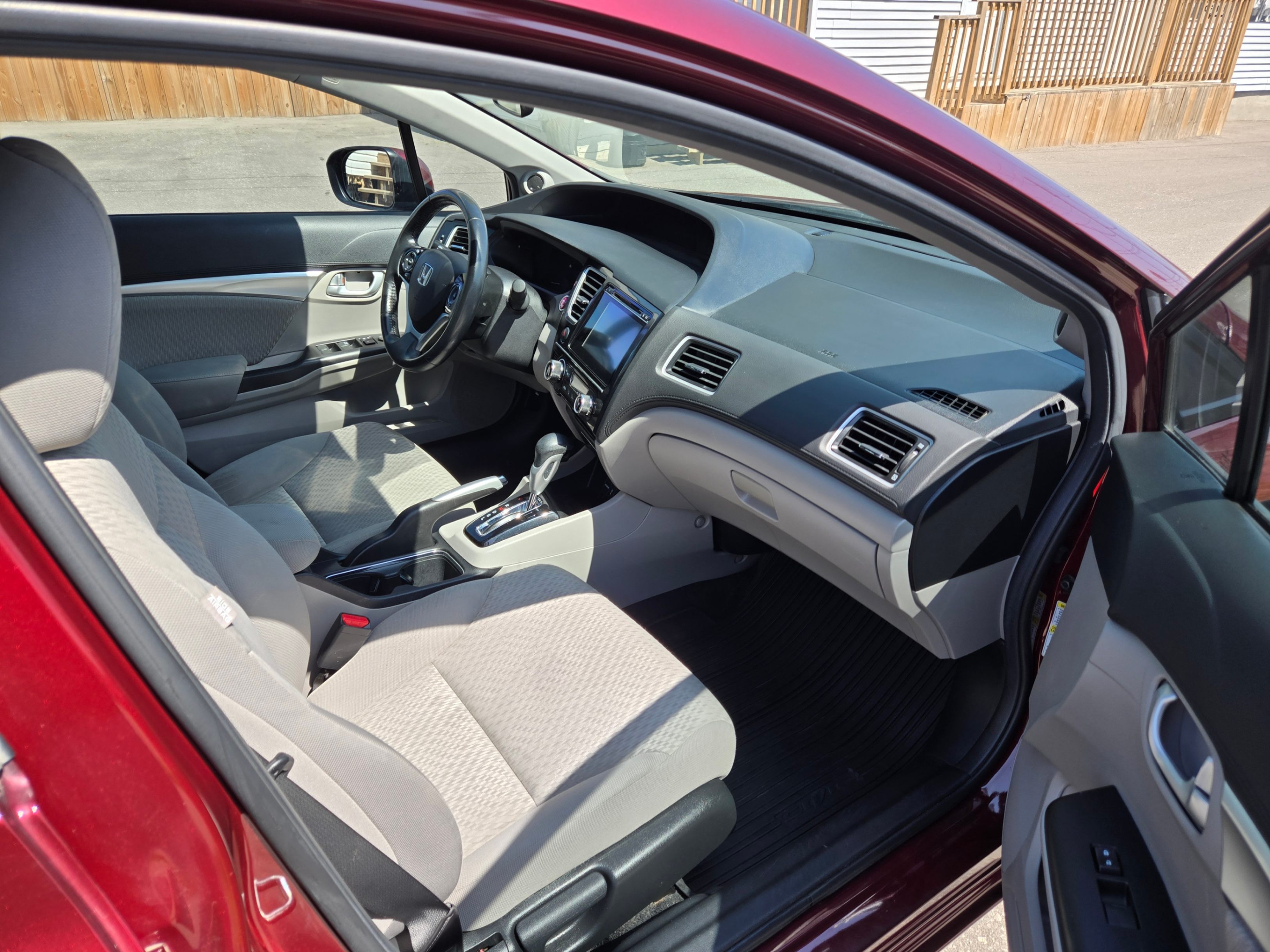 /hunsbroauto/2015-Honda-Civic-39753485913274145.jpg