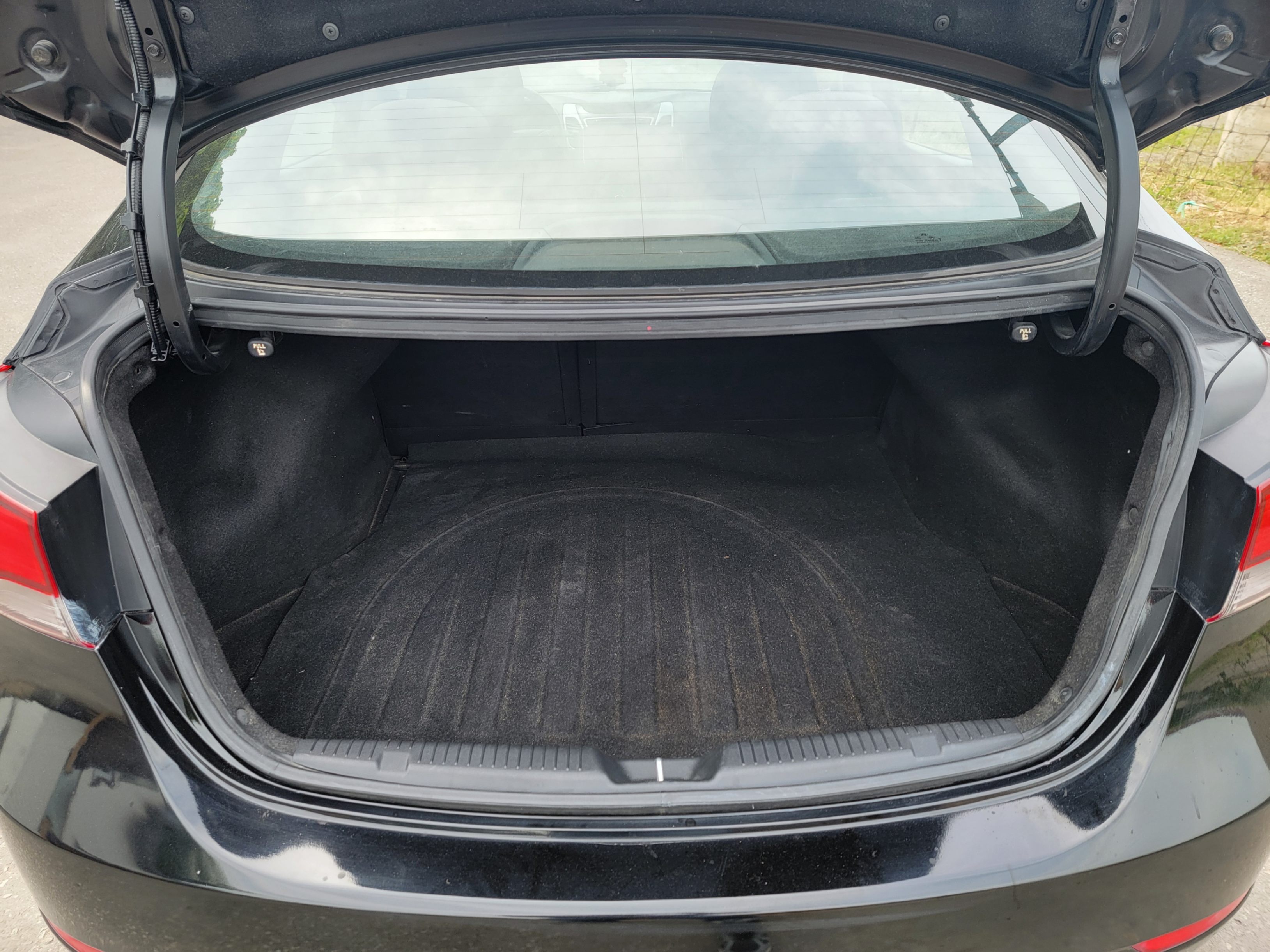 /hunsbroauto/2015-Hyundai-Elantra-006893963342430531.jpg