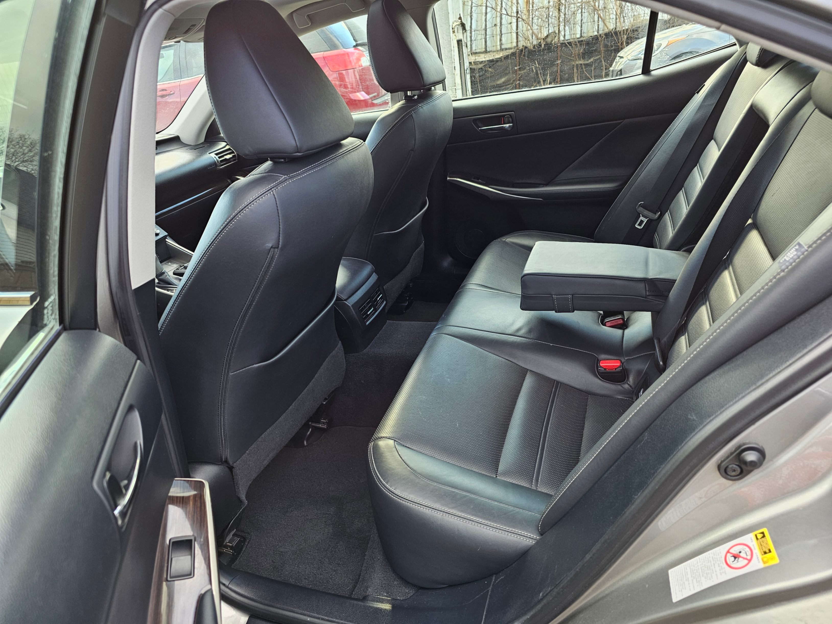 /hunsbroauto/2015-Lexus-IS250-9041649771961044.jpg